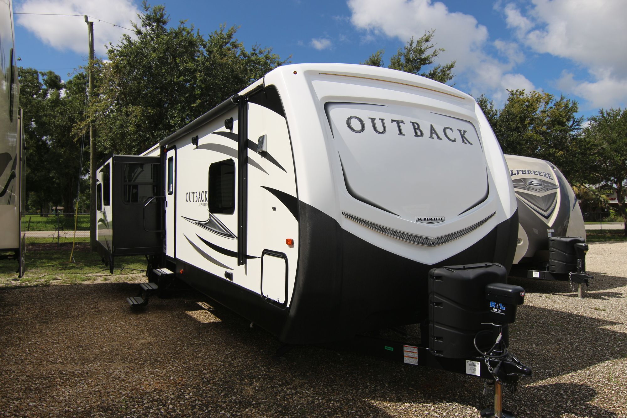 Used 2018 Keystone Outback 328RL Travel Trailer  For Sale