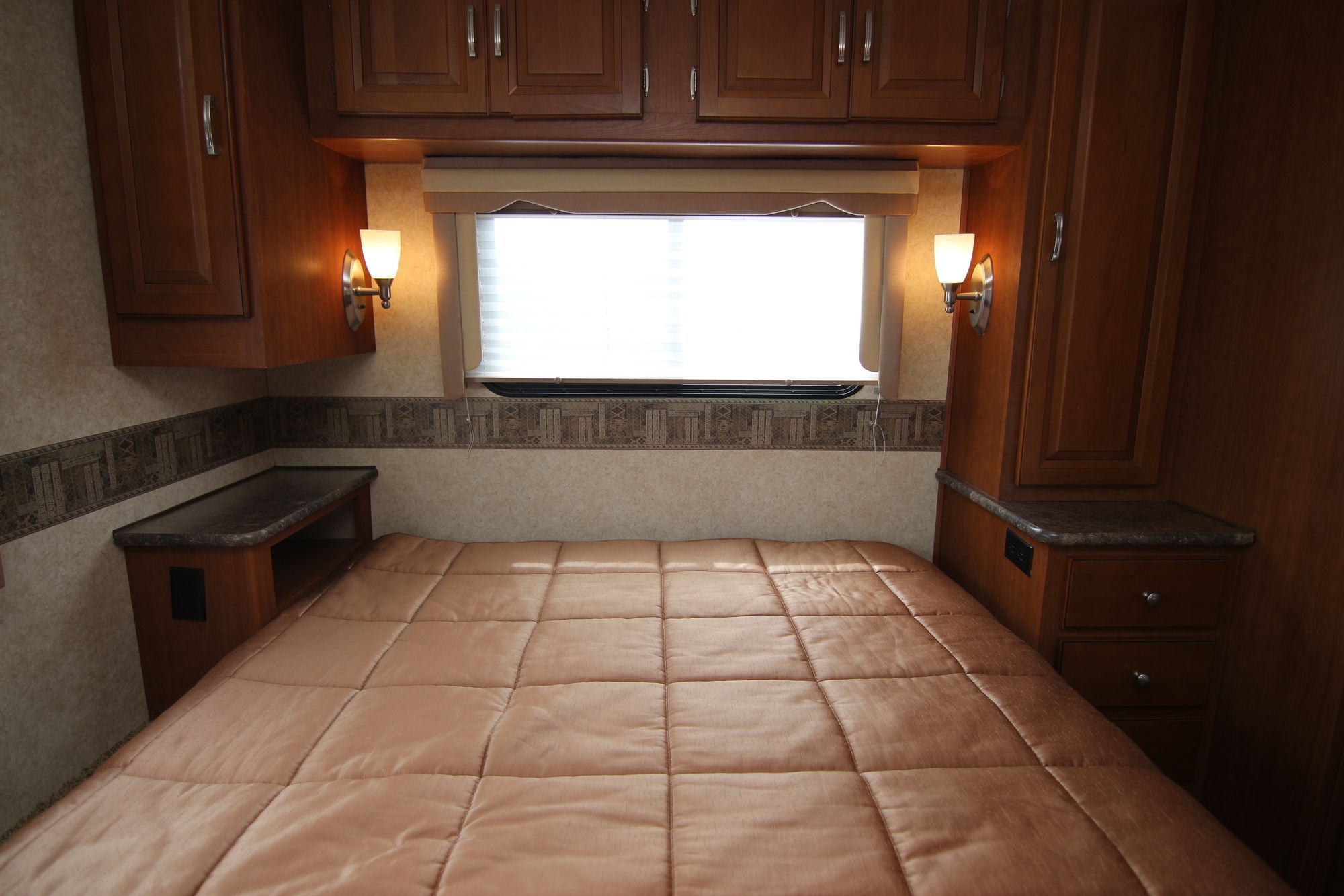 Used 2012 Forest River Georgetown 351DS Class A  For Sale