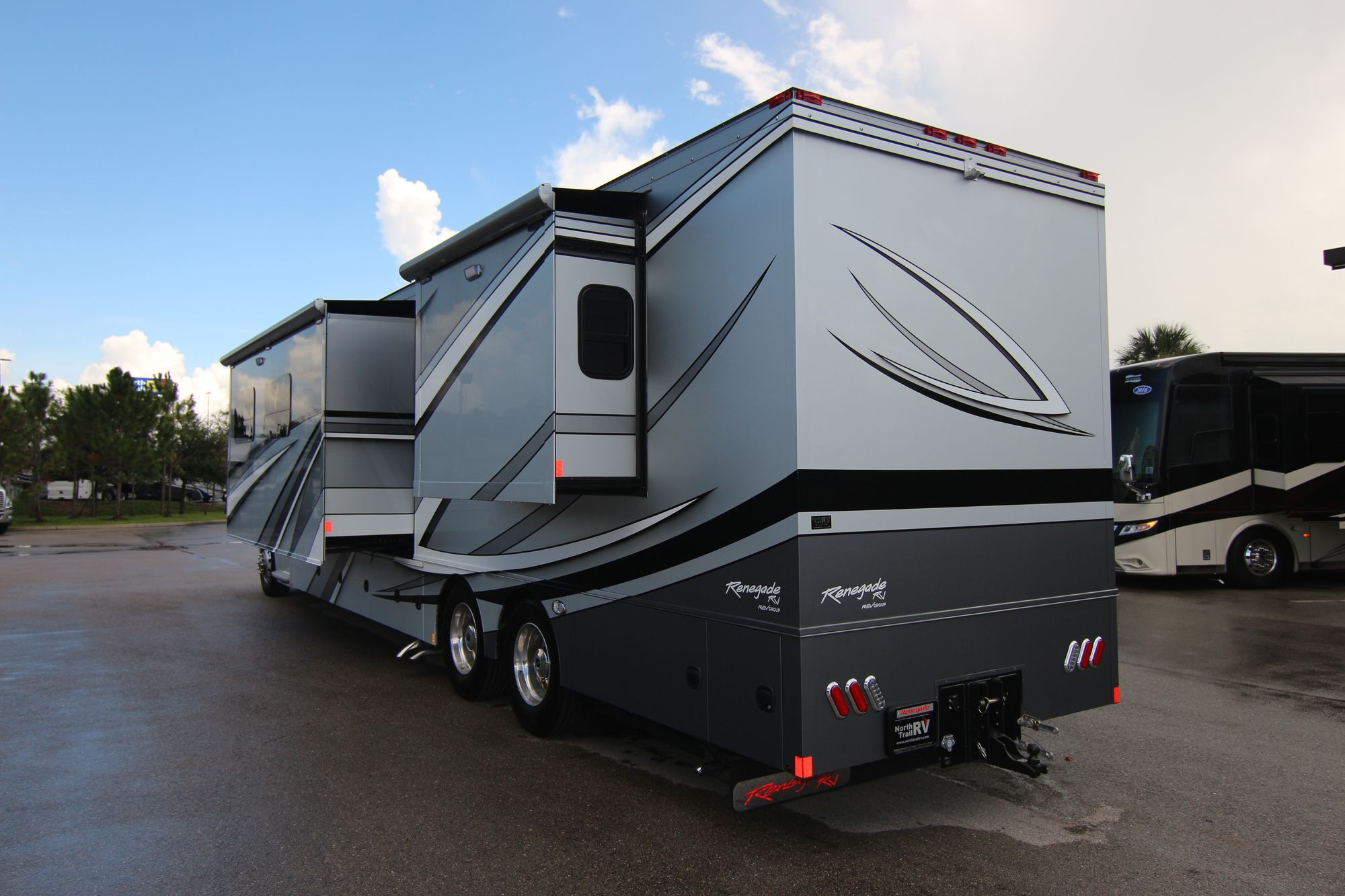 New 2020 Renegade Rv Classic 45CMR Super C  For Sale