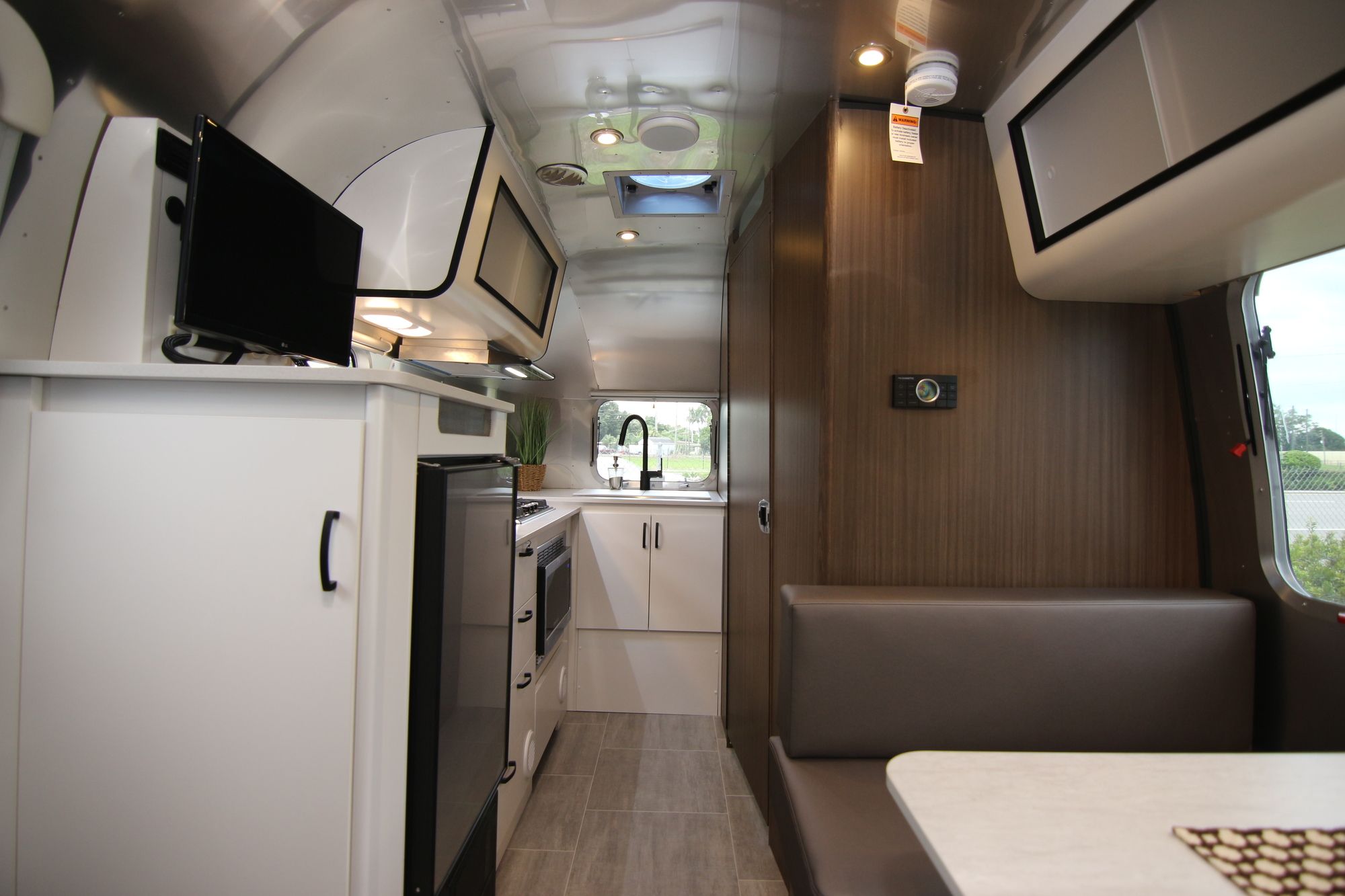 New 2020 Airstream Caravel 20FB Travel Trailer  For Sale