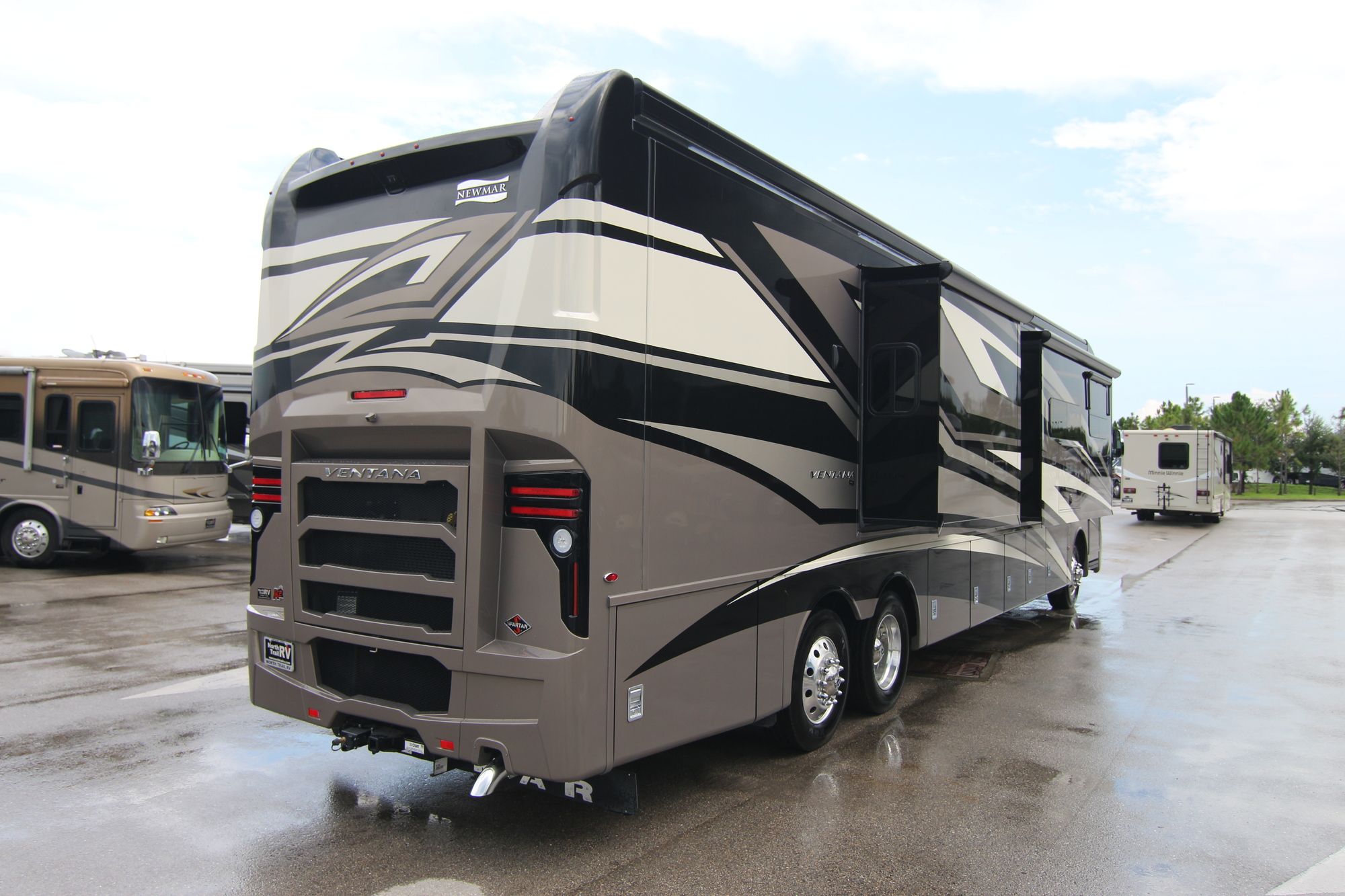 New 2020 Newmar Ventana 4369 Class A  For Sale