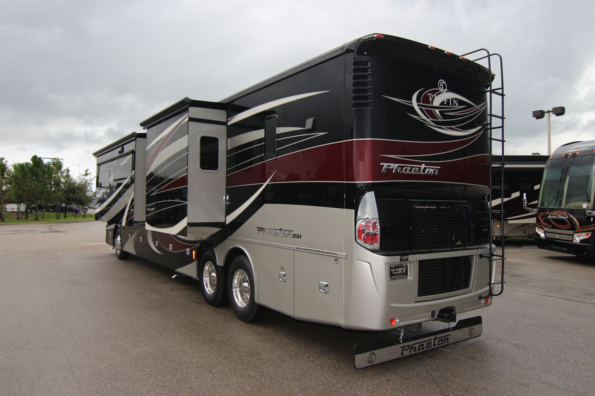 New 2019 Tiffin Motor Homes Phaeton 44OH Class A  For Sale