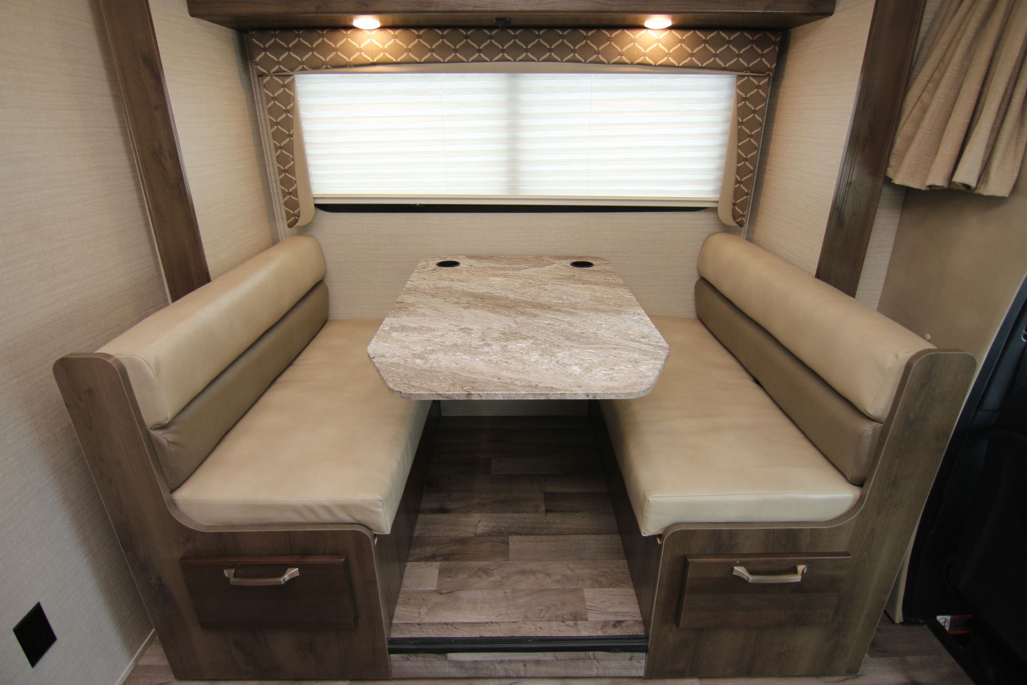 New 2020 Jayco Melbourne 24K Class C  For Sale