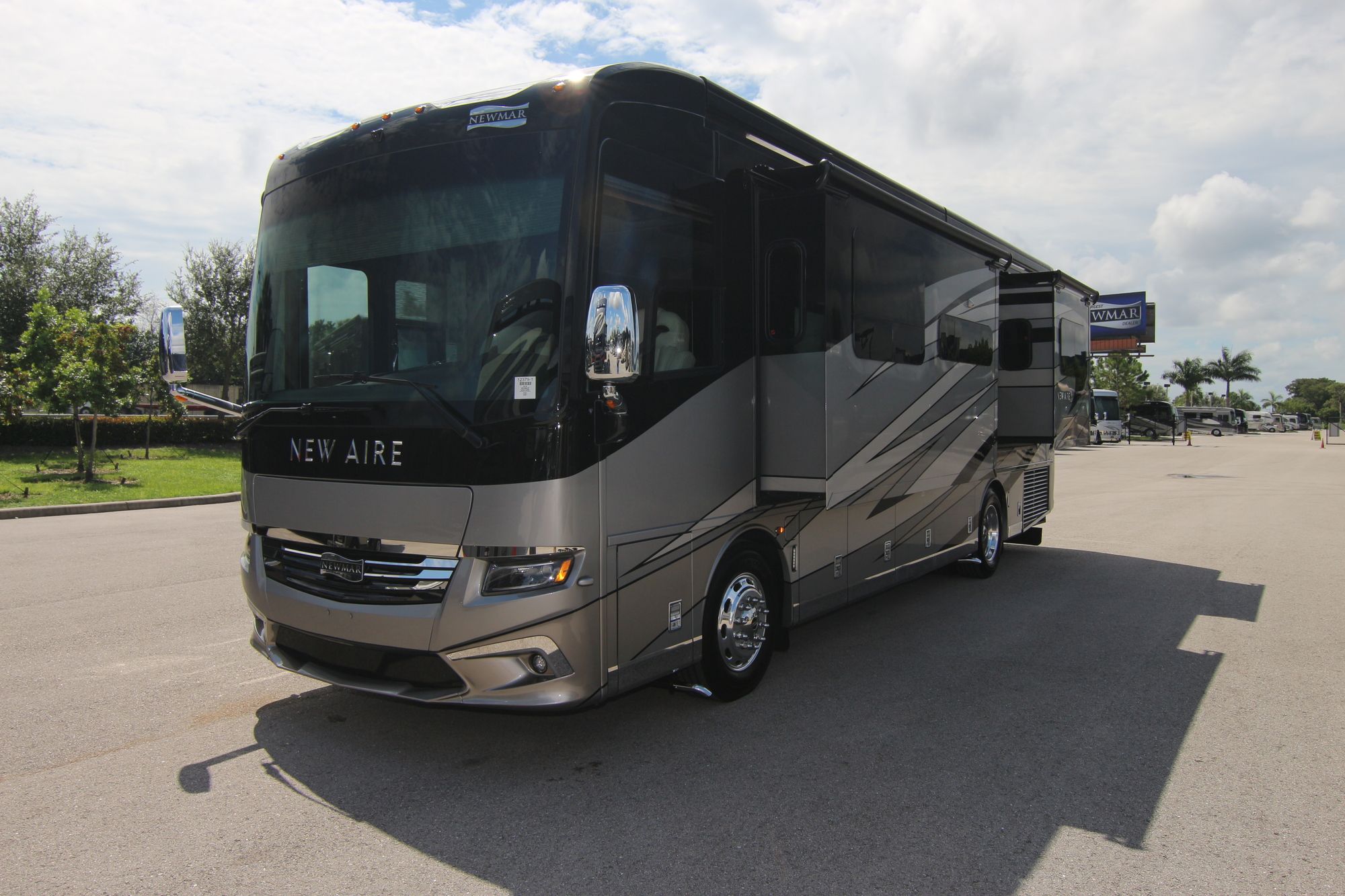 Used 2018 Newmar New Aire 3341 Class A  For Sale