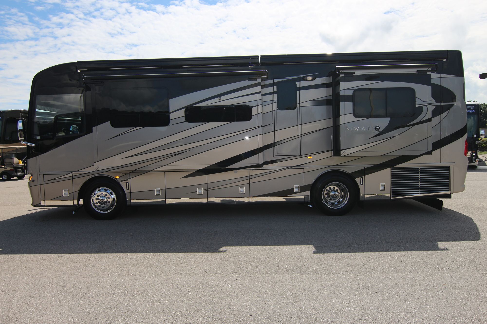 Used 2018 Newmar New Aire 3341 Class A  For Sale