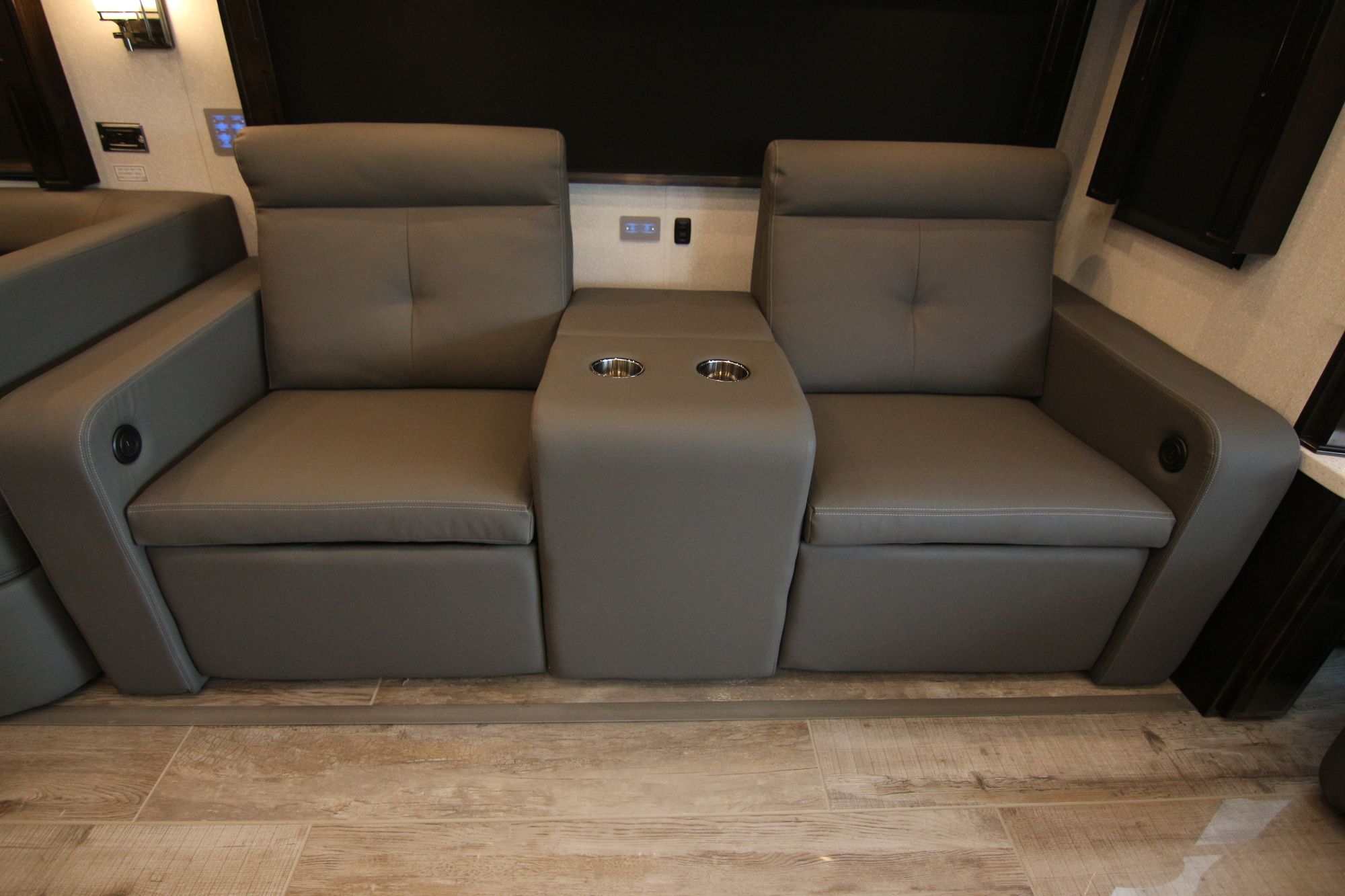 New 2020 Newmar Dutch Star 4328 Class A  For Sale