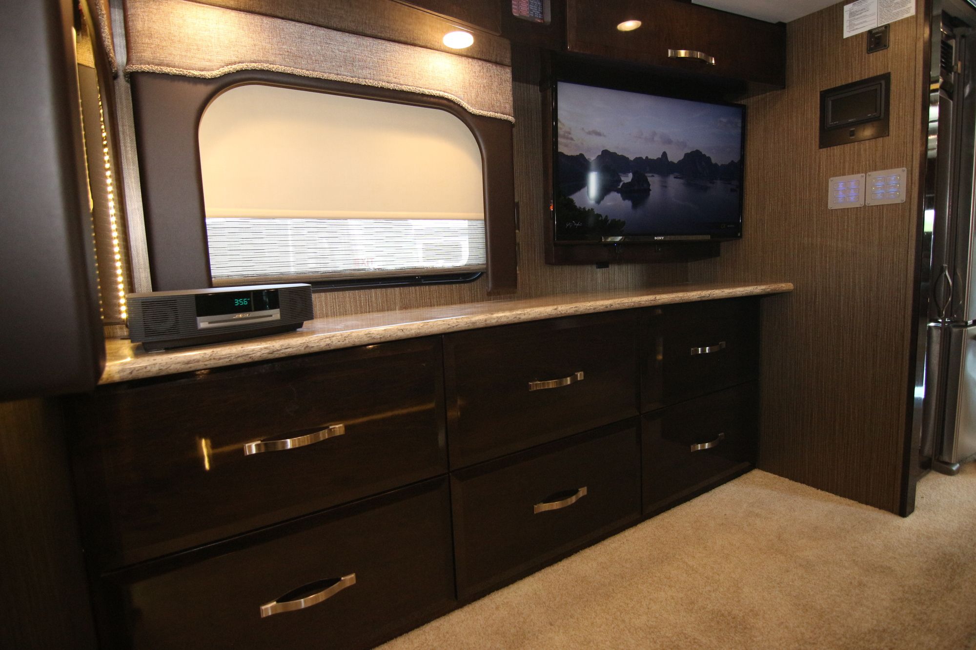 Used 2014 Newmar King Aire 4584 Class A  For Sale
