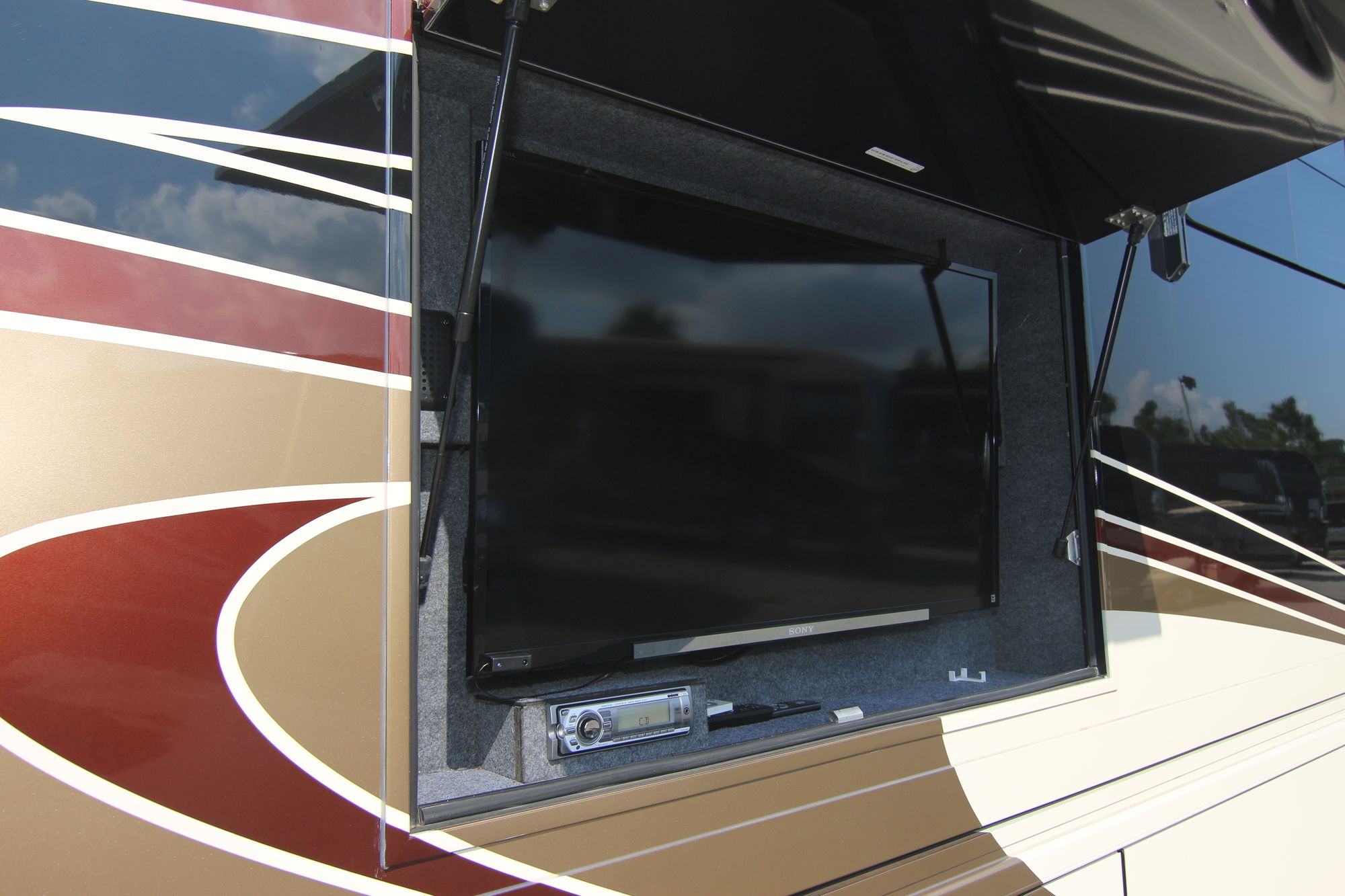 Used 2014 Newmar King Aire 4584 Class A  For Sale
