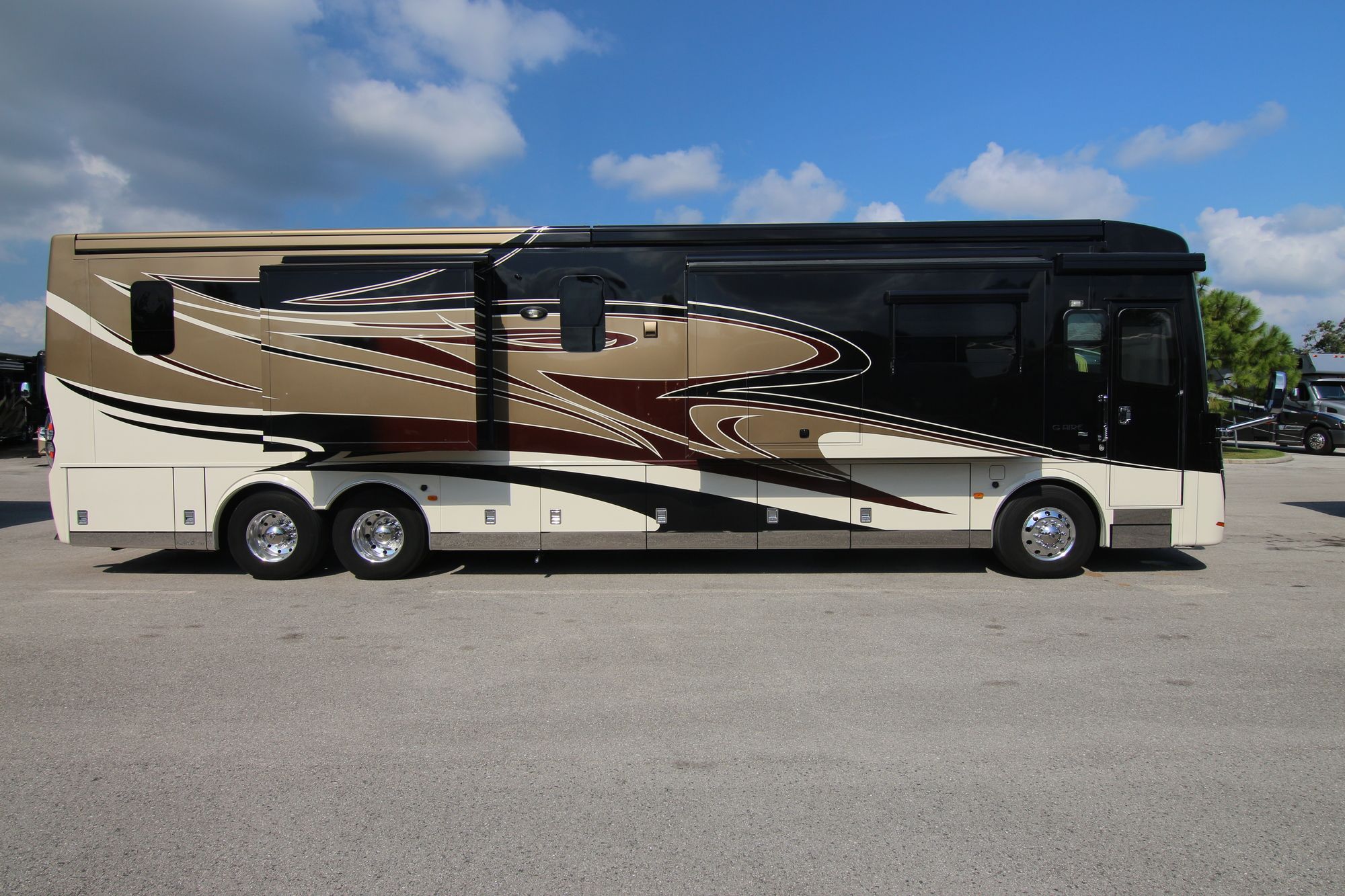 Used 2014 Newmar King Aire 4584 Class A  For Sale