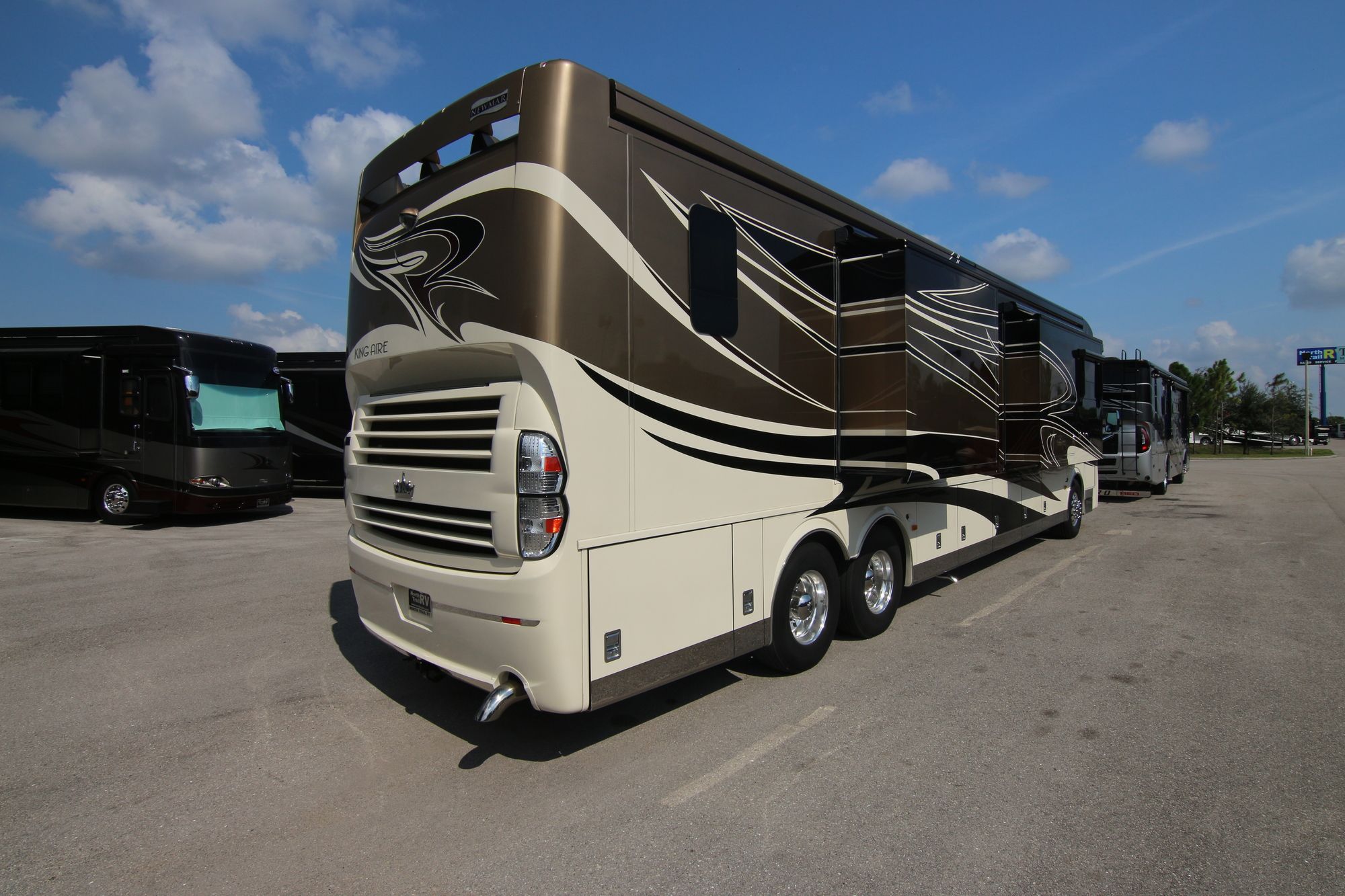 Used 2014 Newmar King Aire 4584 Class A  For Sale