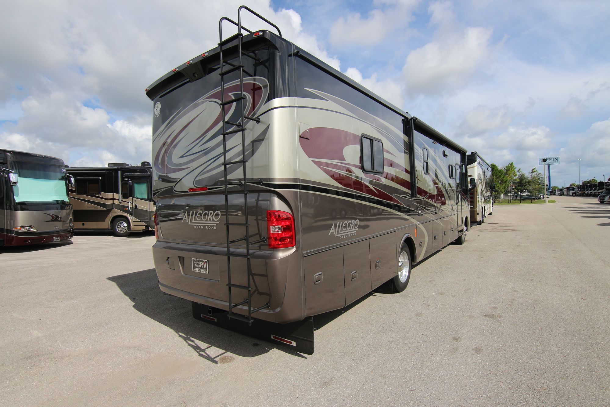 Used 2015 Tiffin Motor Homes Allegro 36LA Class A  For Sale