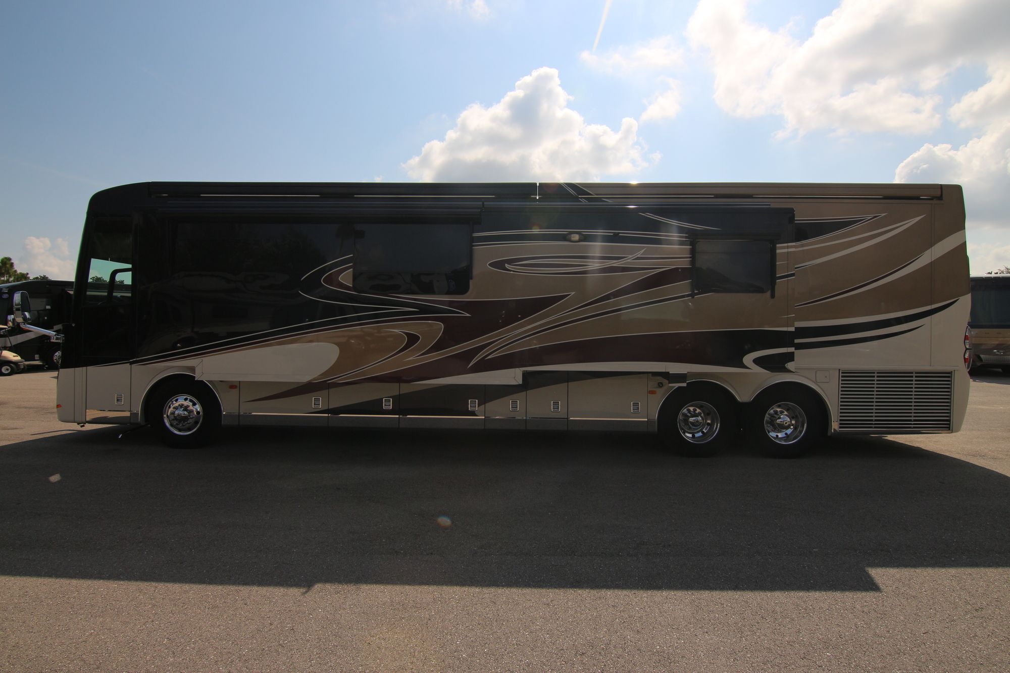 Used 2014 Newmar King Aire 4584 Class A  For Sale