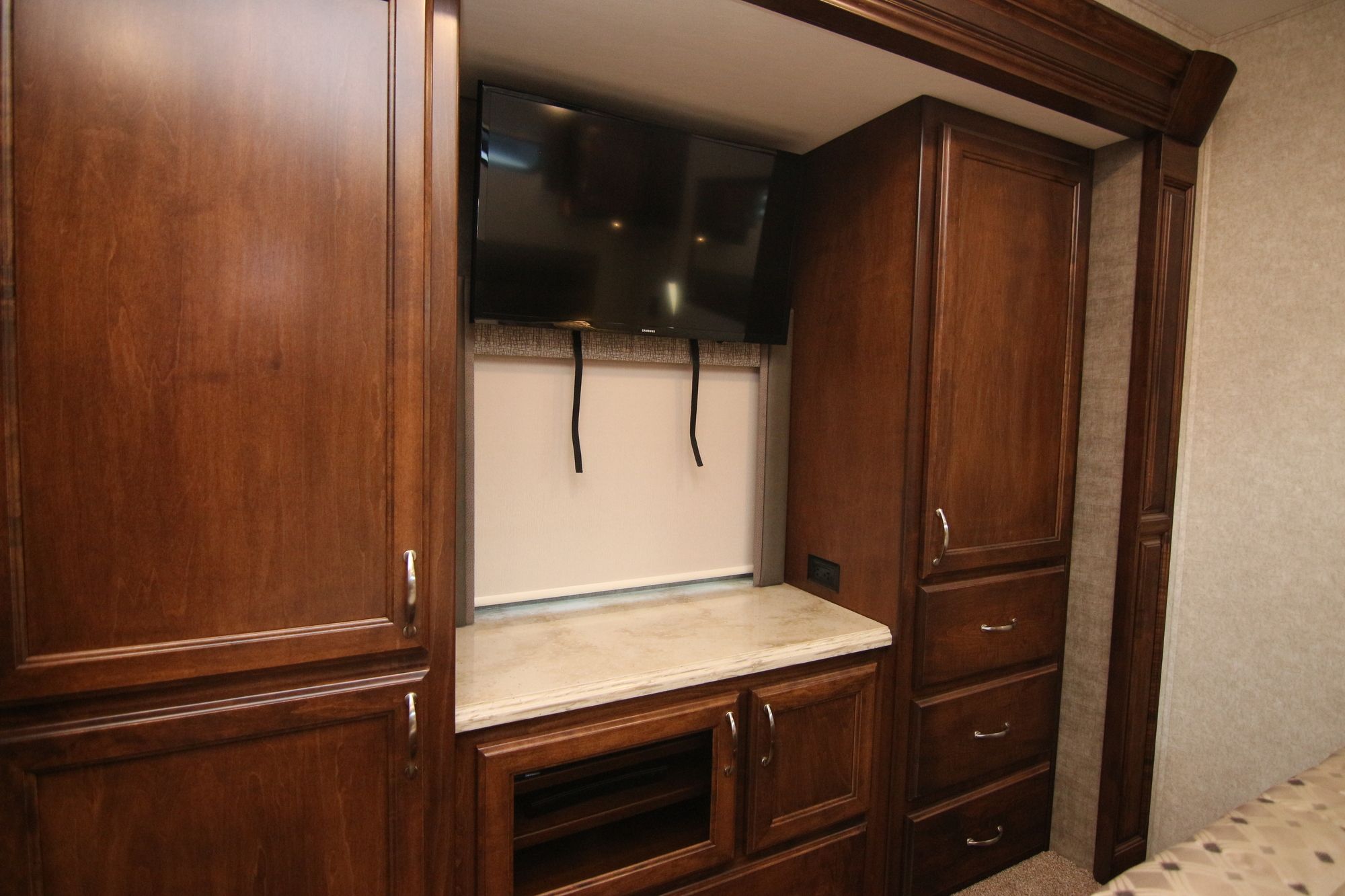 New 2020 Renegade Rv Verona 40VBH Super C  For Sale