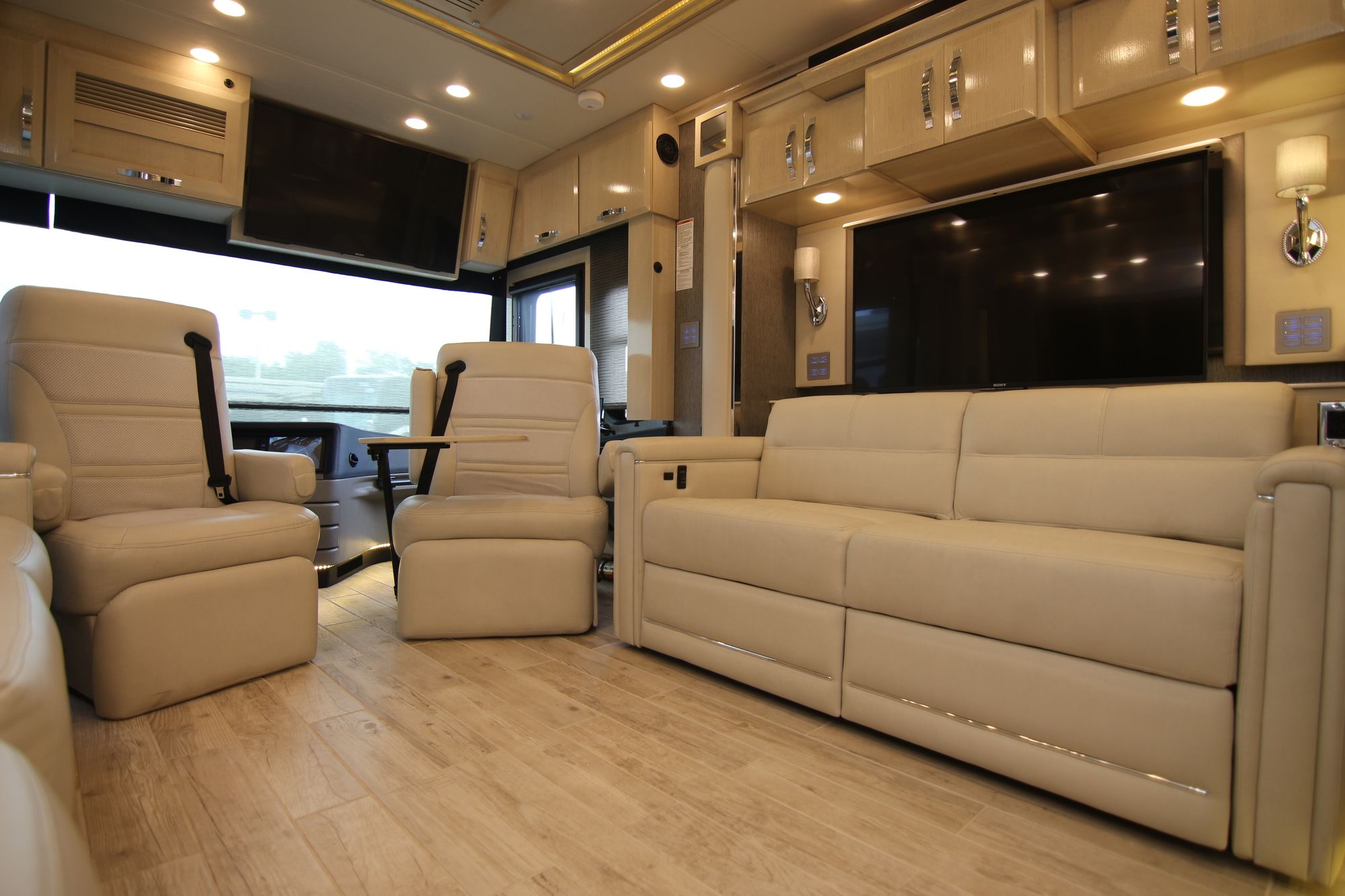 Used 2018 Newmar King Aire 4534 Class A  For Sale