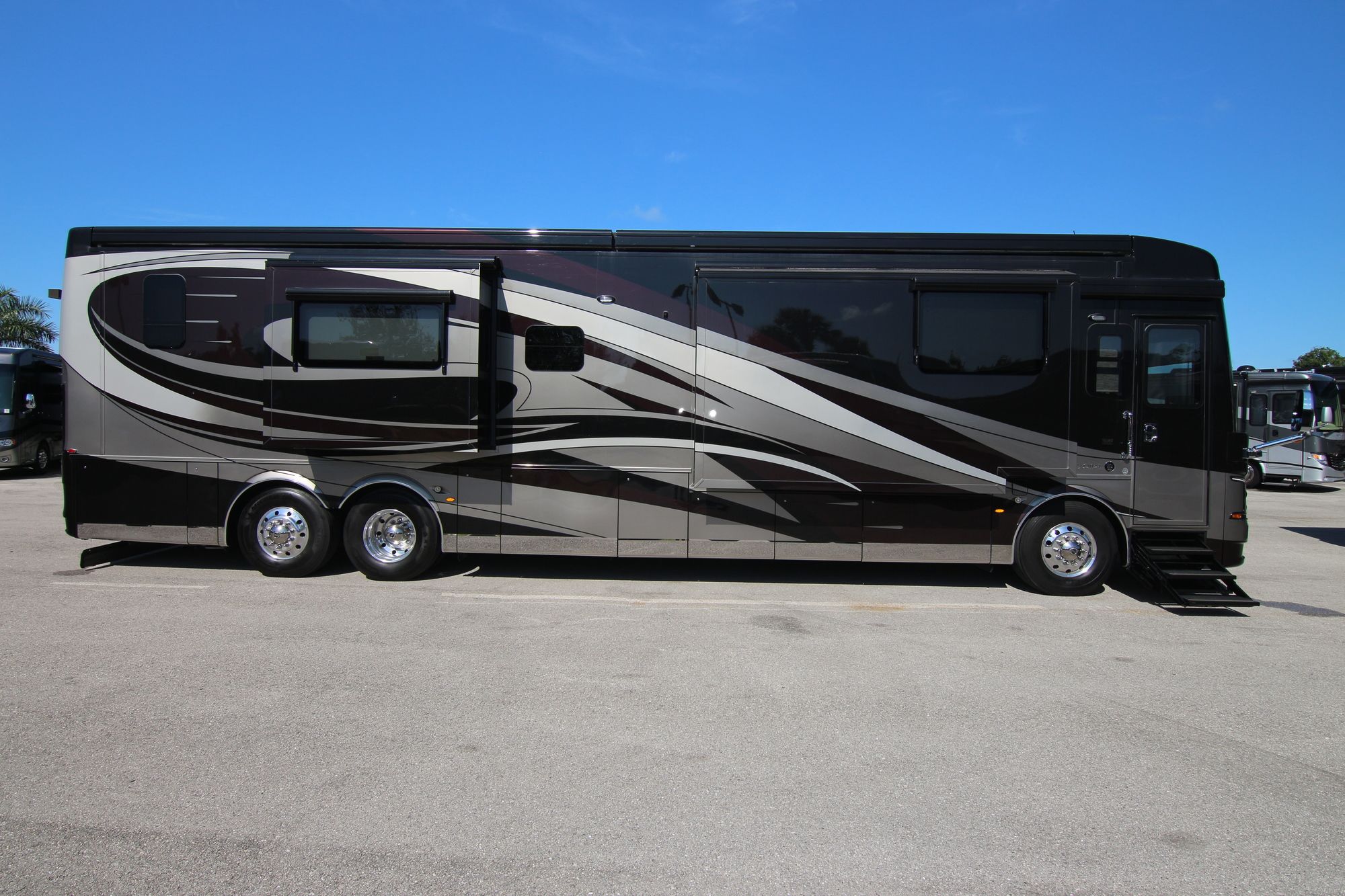 Used 2018 Newmar King Aire 4534 Class A  For Sale