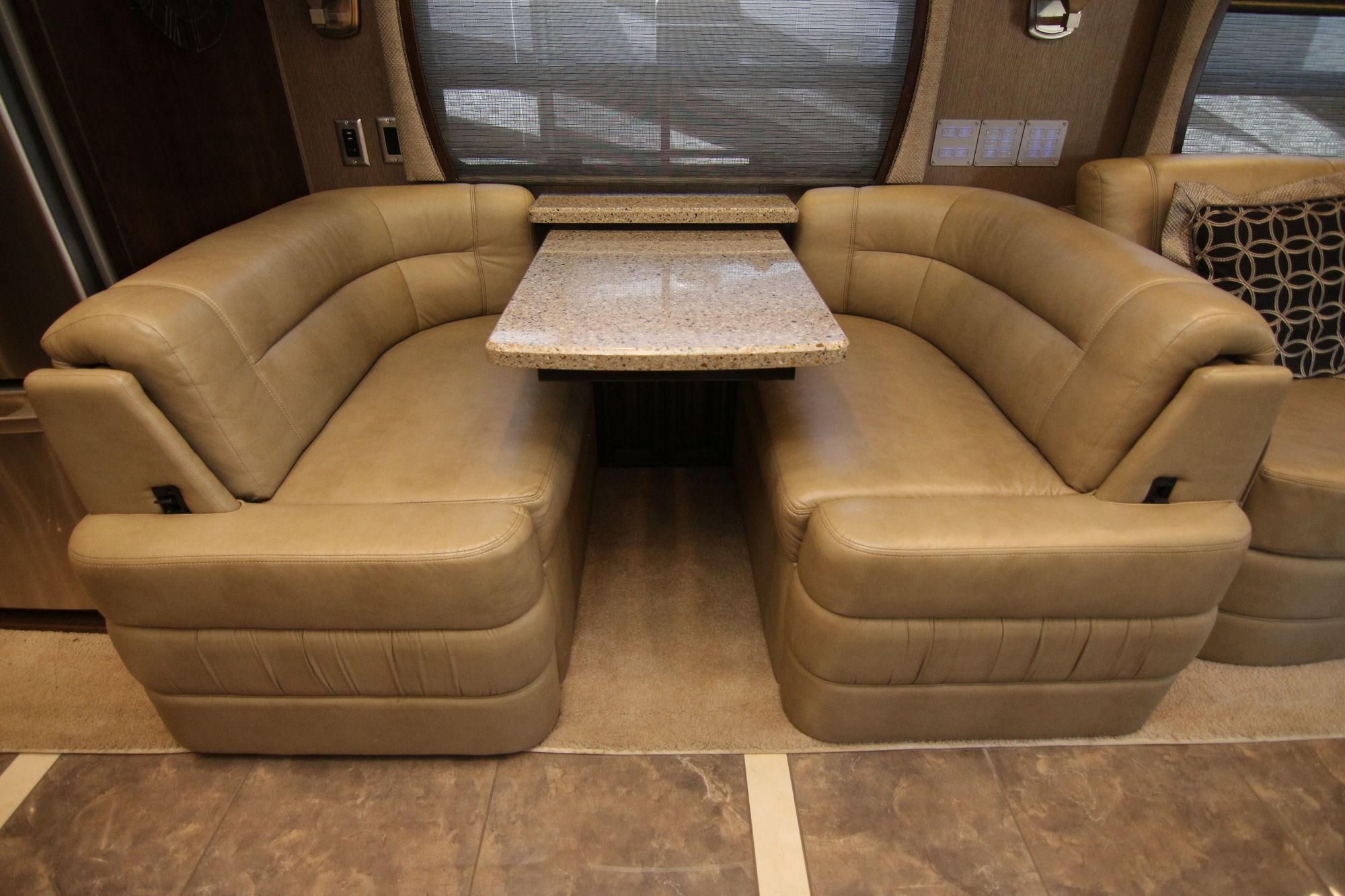 Used 2014 Newmar Mountain Aire 4369 Class A  For Sale