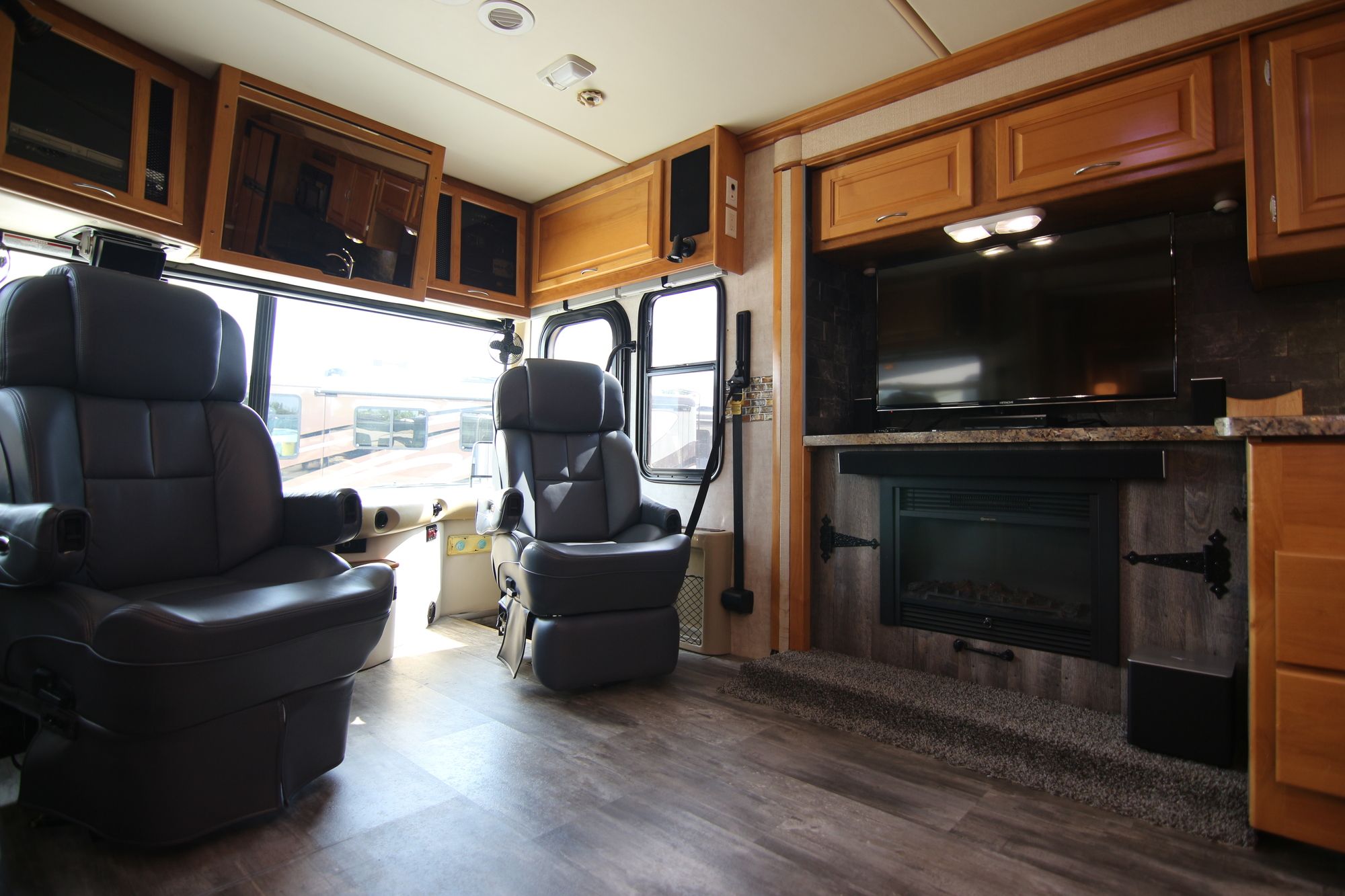 Used 2006 Fleetwood Expedition 38L Class A  For Sale