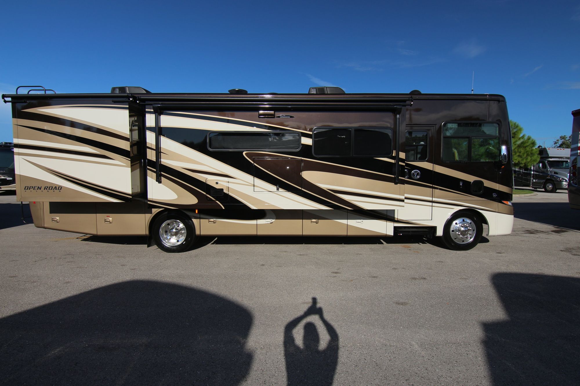 New 2020 Tiffin Motor Homes Allegro 34PA Class A  For Sale