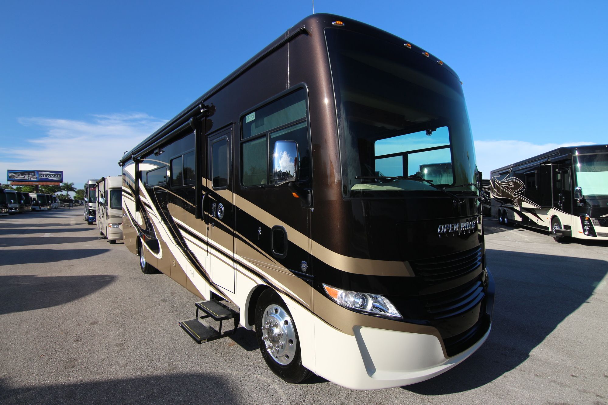 New 2020 Tiffin Motor Homes Allegro 34PA Class A  For Sale