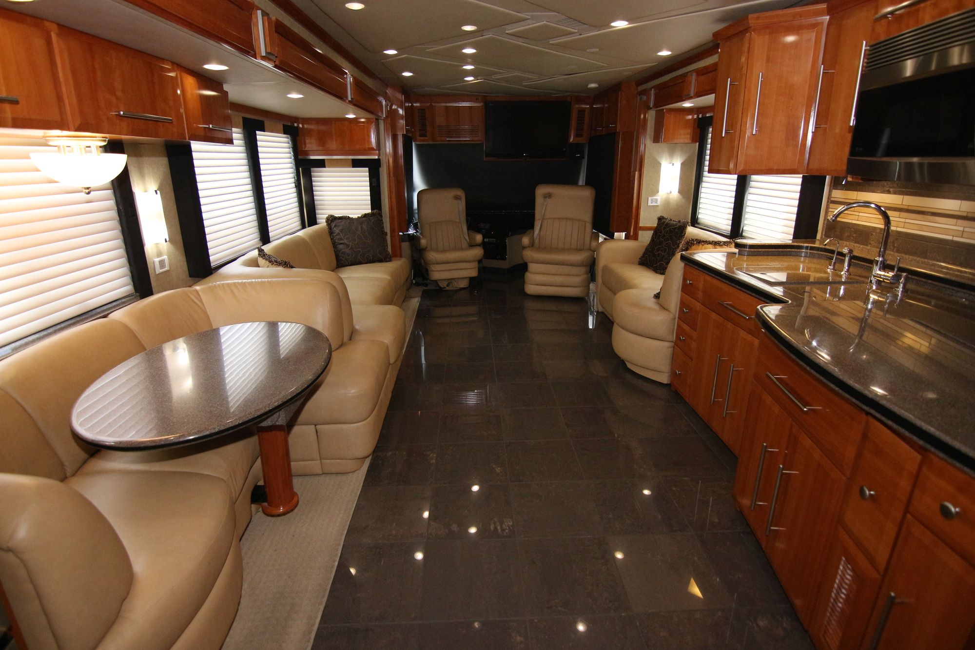 Used 2009 Newmar King Aire 4566 Class A  For Sale