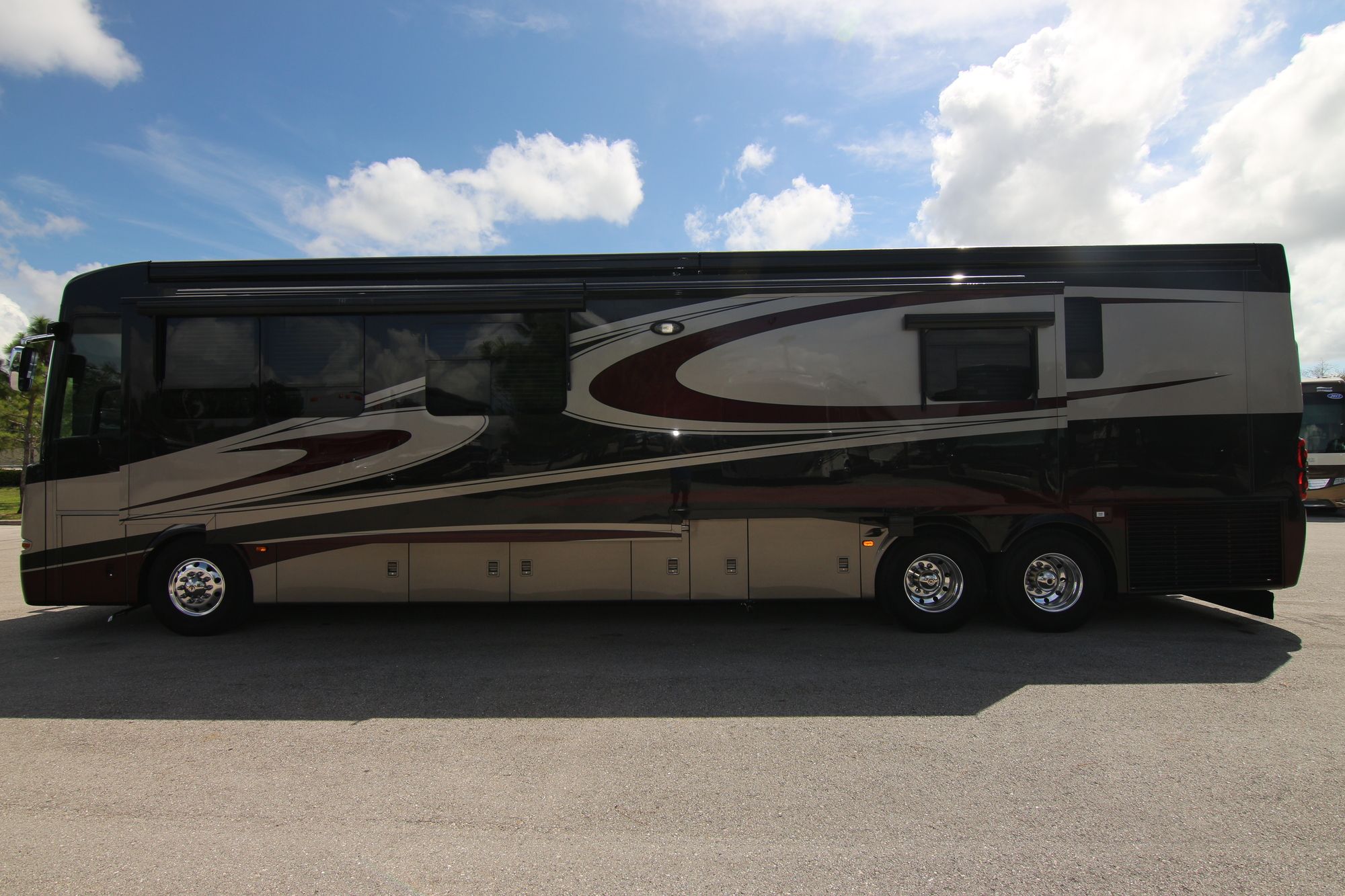 Used 2009 Newmar King Aire 4566 Class A  For Sale