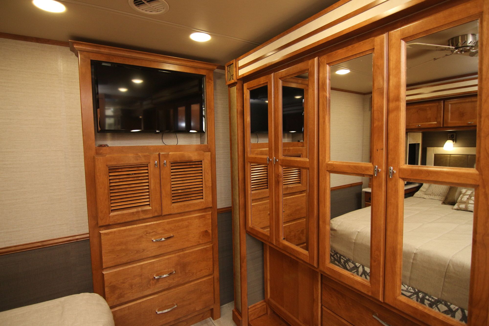 New 2020 Tiffin Motor Homes Allegro 34PA Class A  For Sale