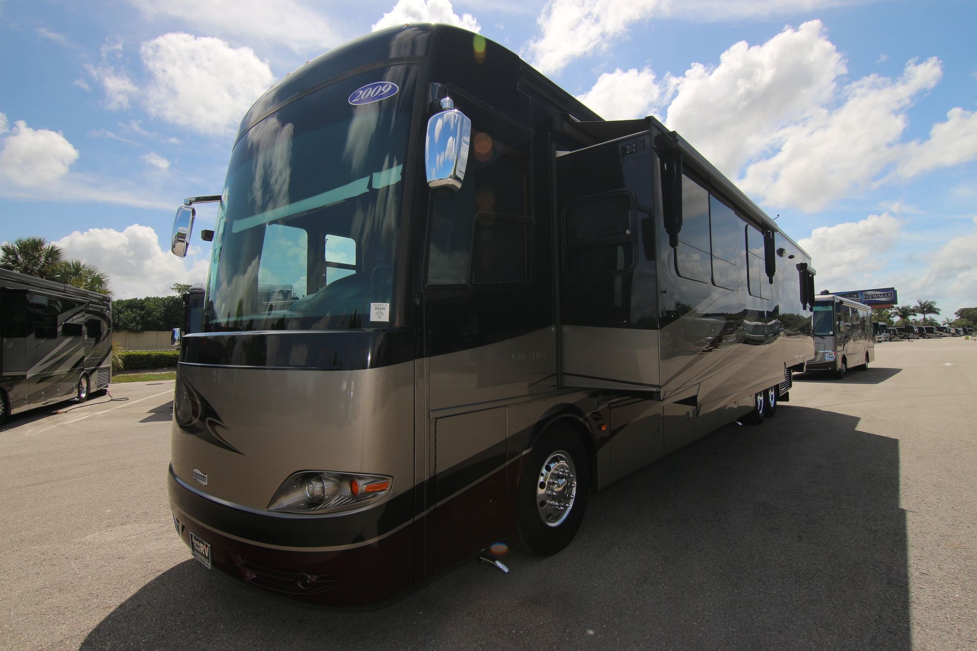 Used 2009 Newmar King Aire 4566 Class A  For Sale