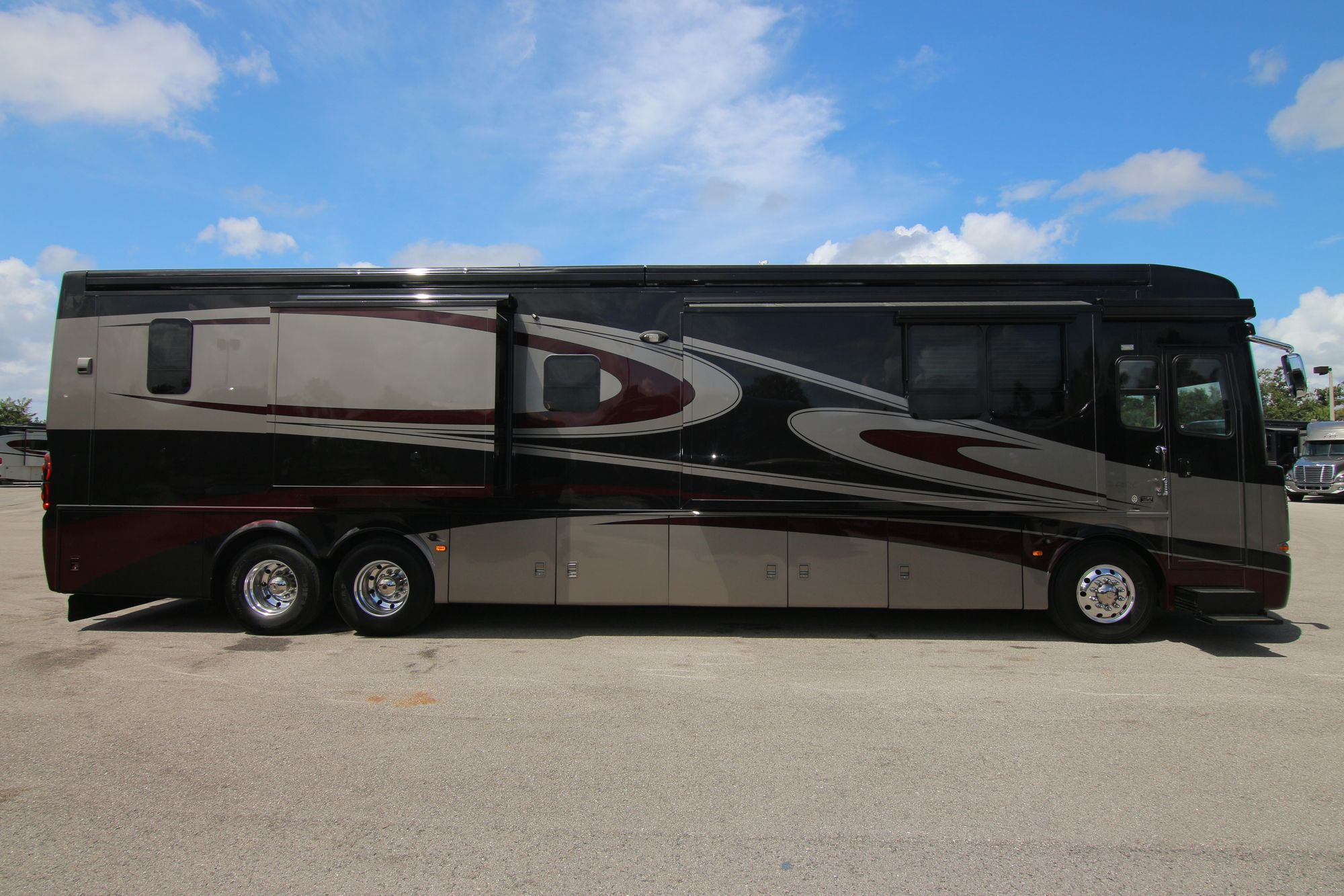 Used 2009 Newmar King Aire 4566 Class A  For Sale