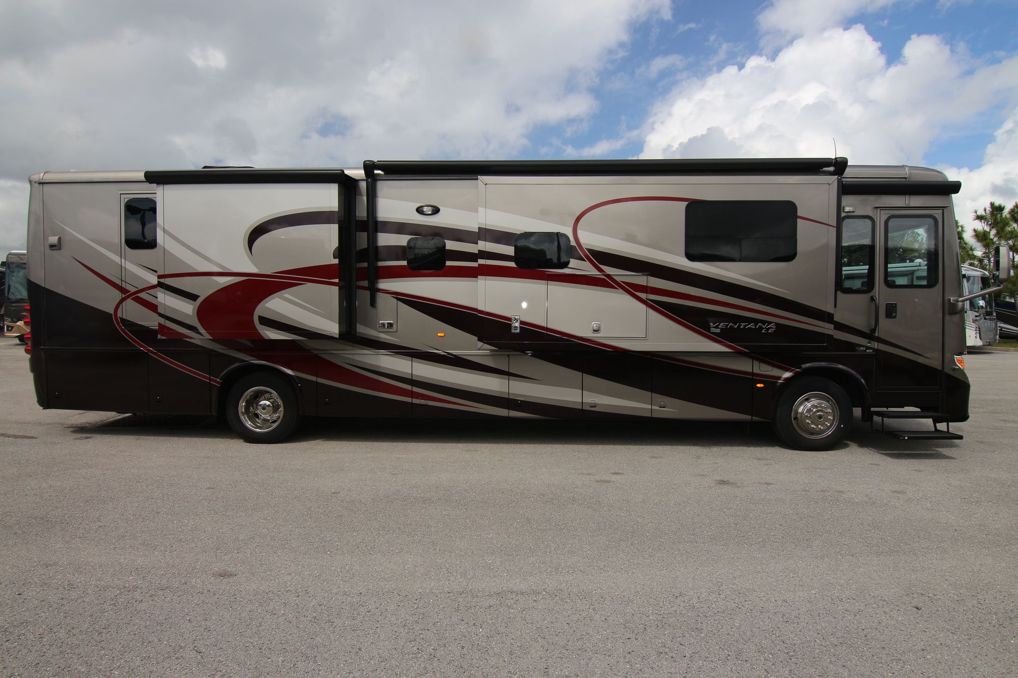 New 2019 Newmar Ventana Le 4037 Class A  For Sale