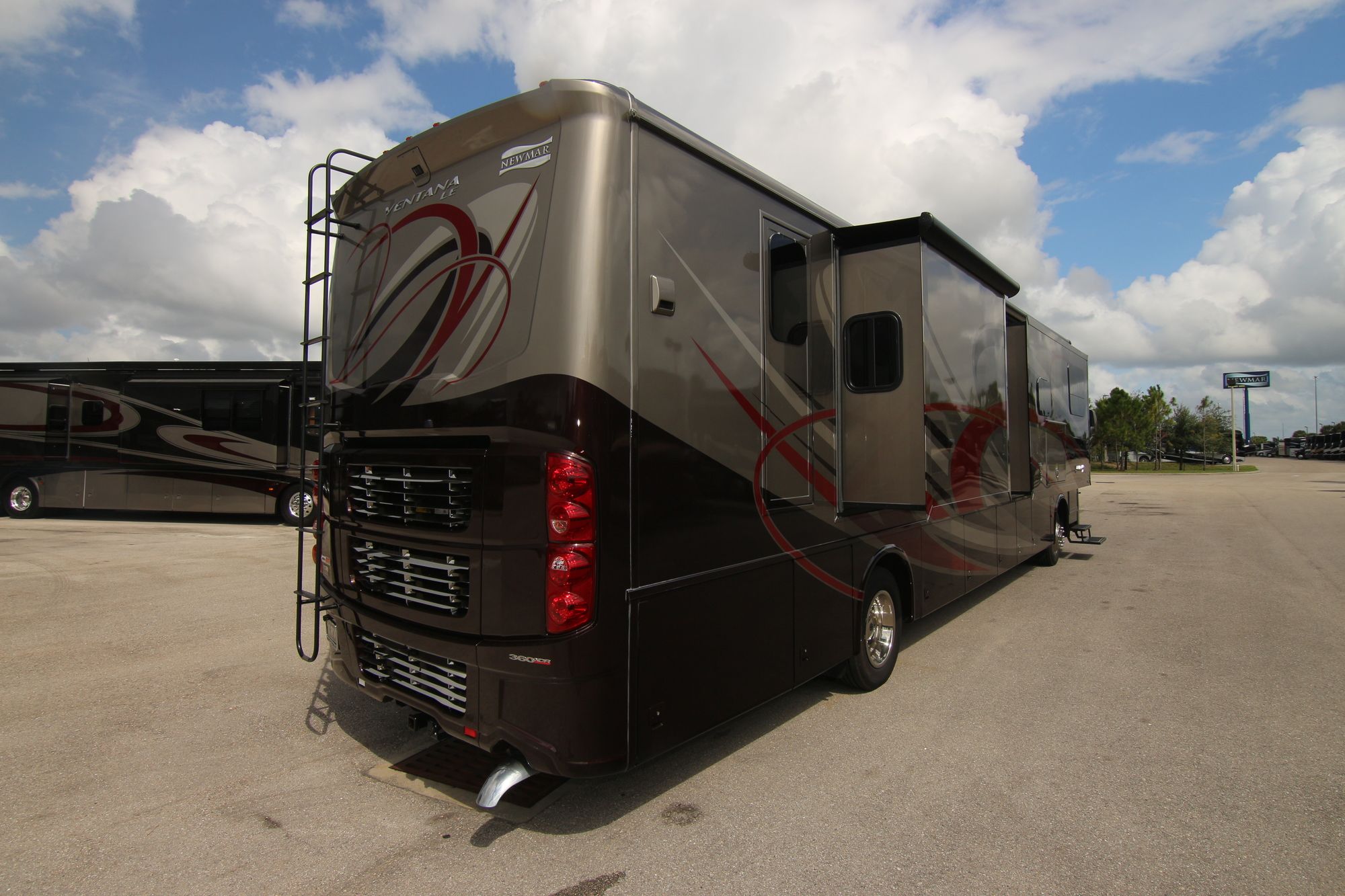 New 2019 Newmar Ventana Le 4037 Class A  For Sale