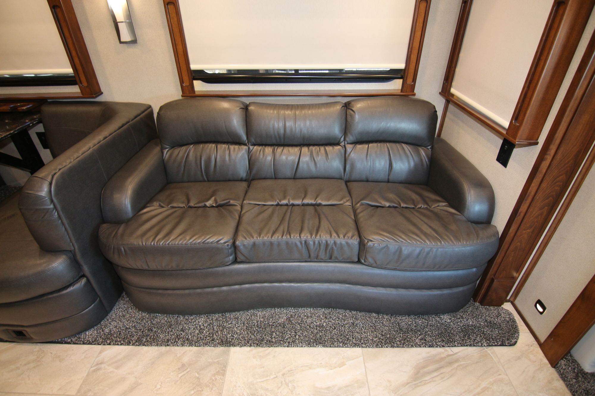 Used 2018 Renegade Rv Classic 2600 Super C  For Sale