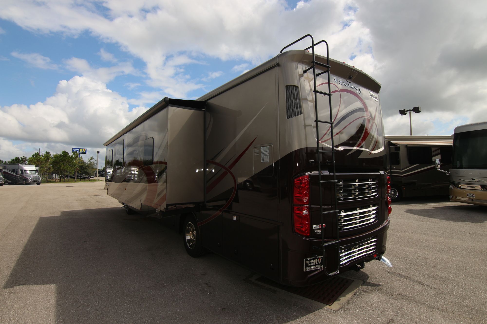 New 2019 Newmar Ventana Le 4037 Class A  For Sale