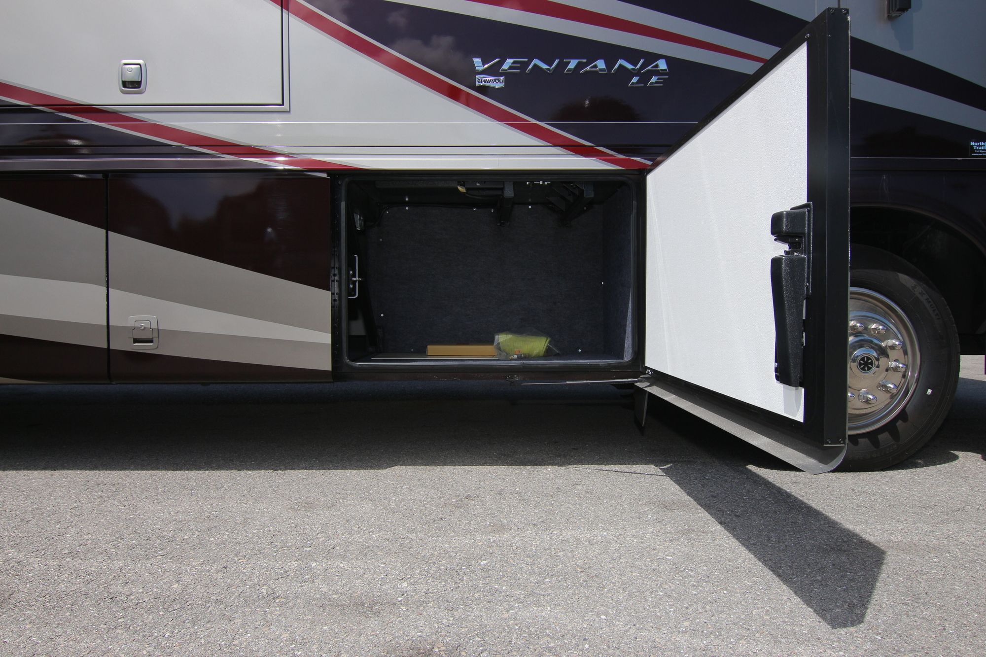 New 2019 Newmar Ventana Le 4037 Class A  For Sale