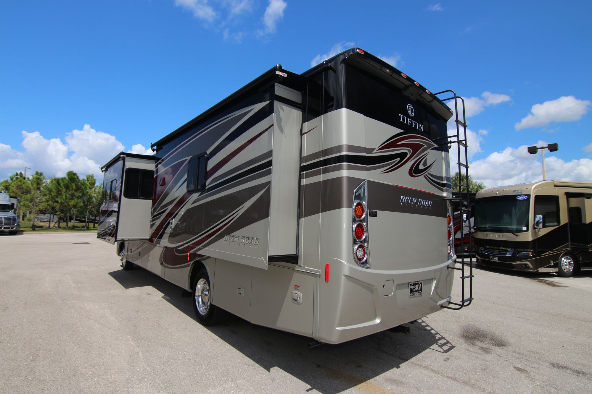 New 2020 Tiffin Motor Homes Allegro 34PA Class A  For Sale