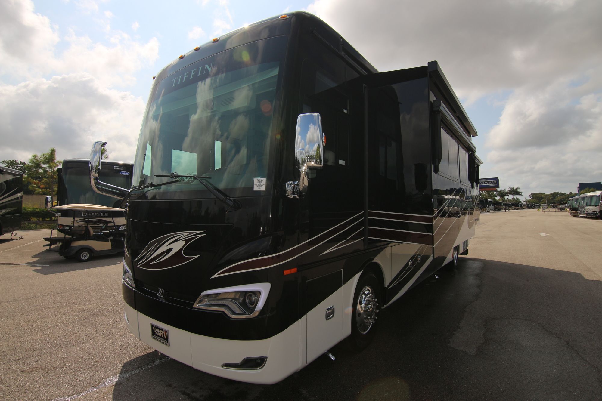 New 2020 Tiffin Motor Homes Allegro Bus 37AP Class A  For Sale