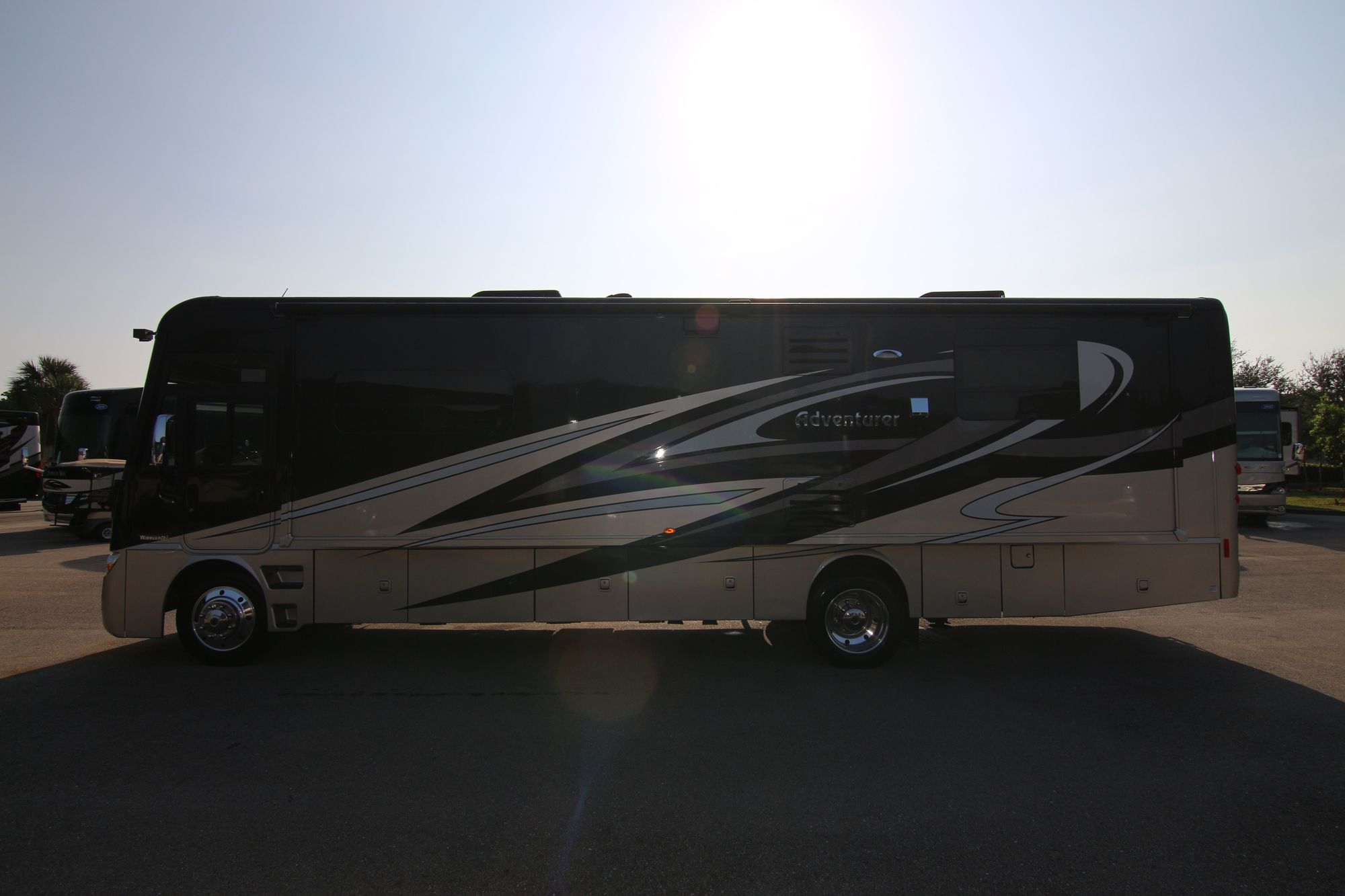 Used 2015 Winnebago Adventurer 35P Class A  For Sale