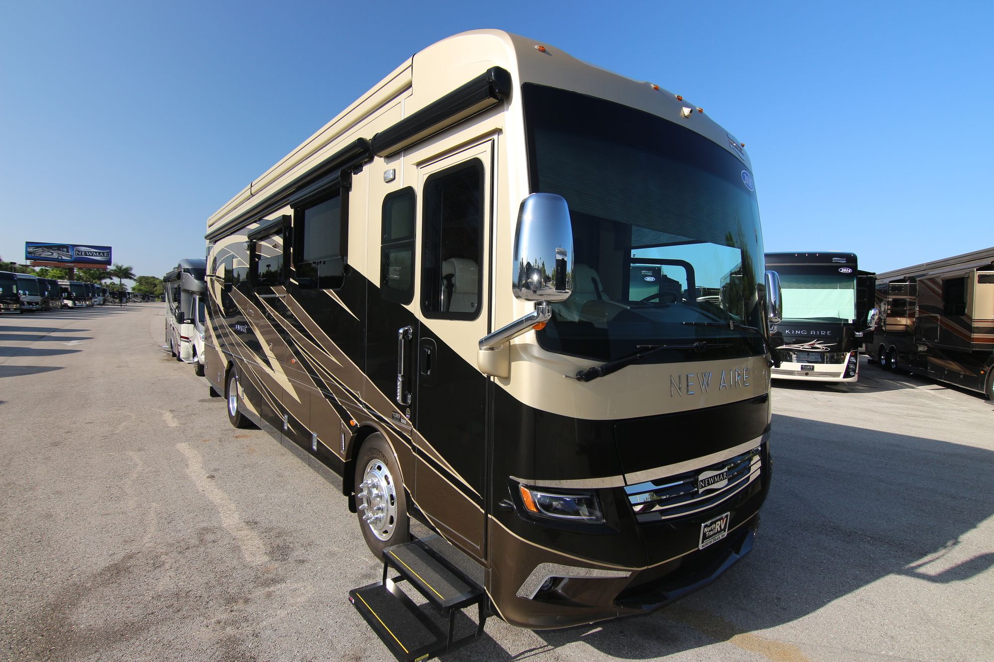 Used 2018 Newmar New Aire 3343 Class A  For Sale