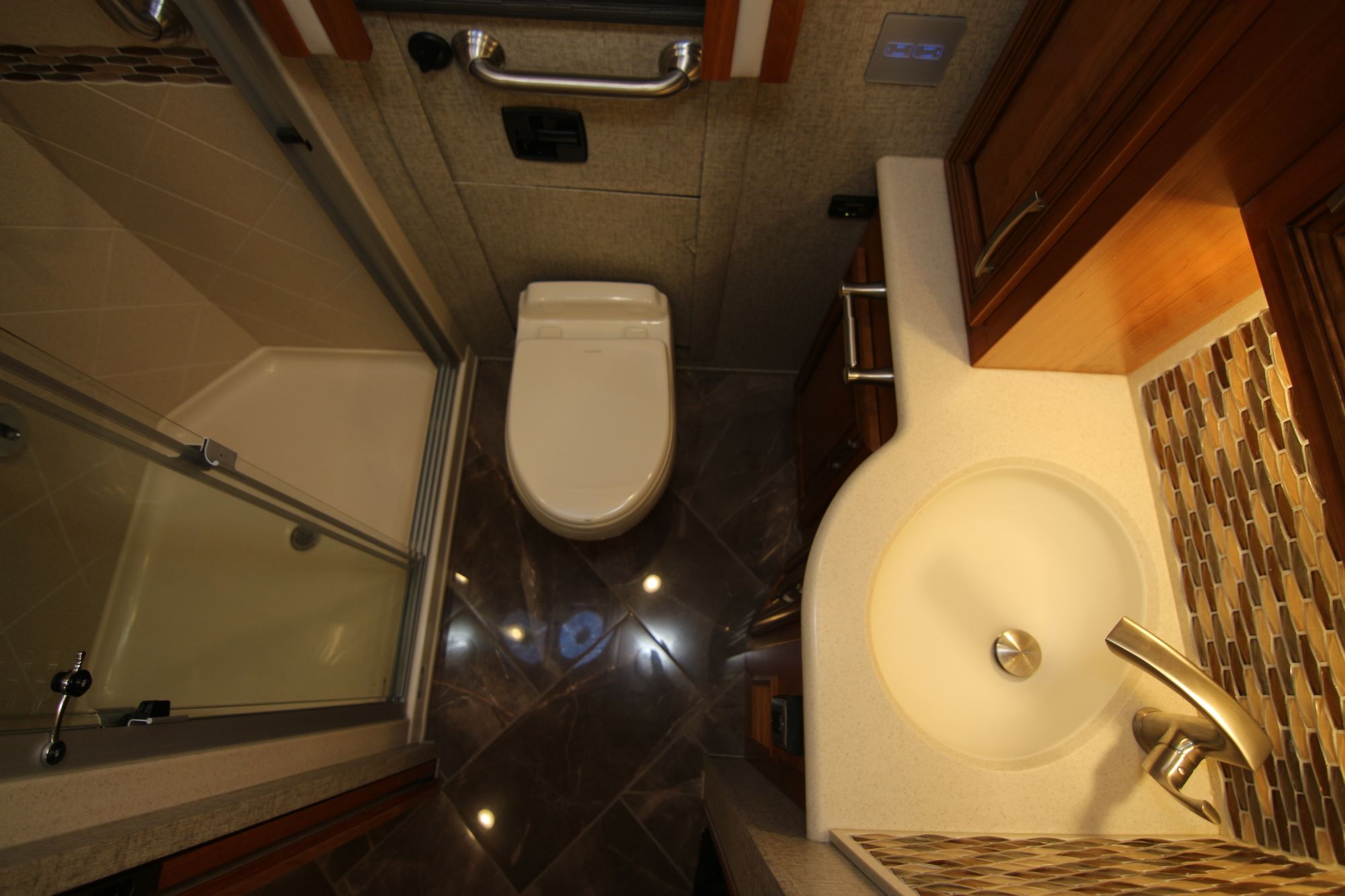 Used 2018 Newmar New Aire 3343 Class A  For Sale