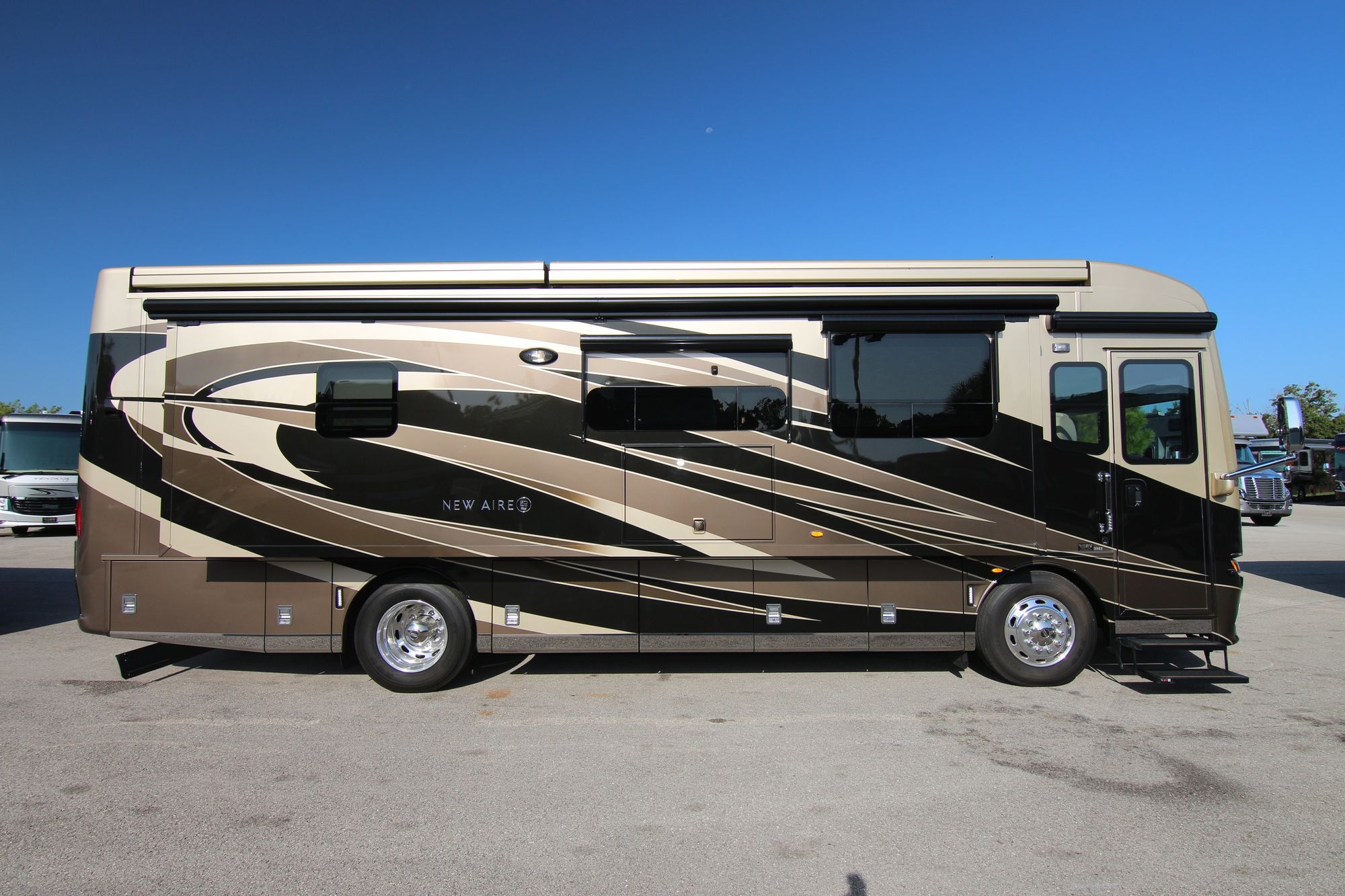 Used 2018 Newmar New Aire 3343 Class A  For Sale