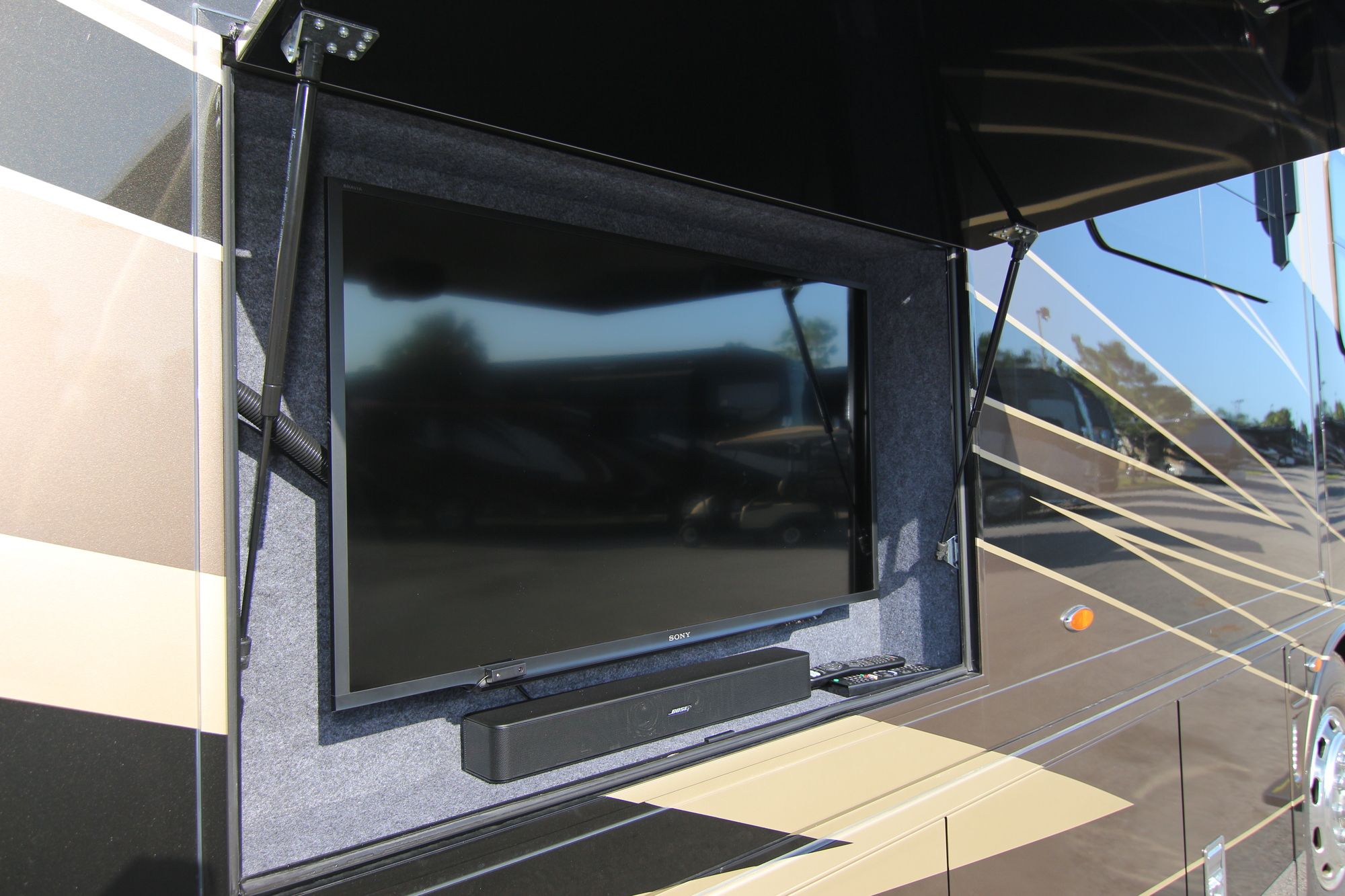 Used 2018 Newmar New Aire 3343 Class A  For Sale