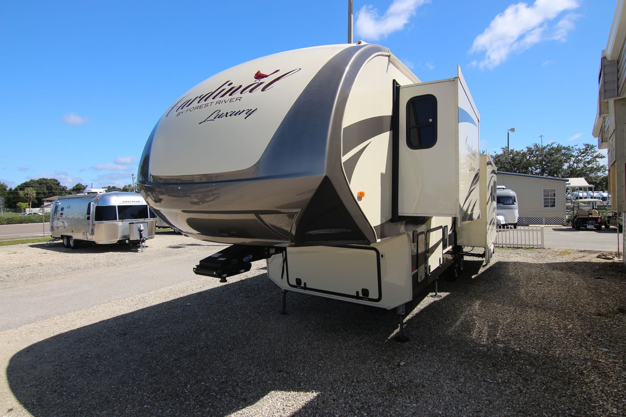 Used 2018 Forest River Cardinal 3350RL Fifth Wheel  For Sale