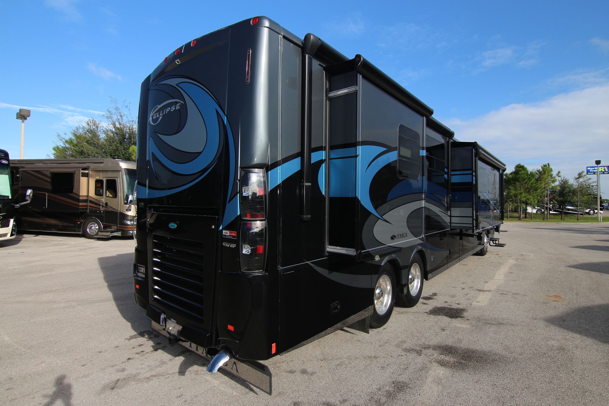 Used 2014 Itasca Ellipse 42GD Class A  For Sale