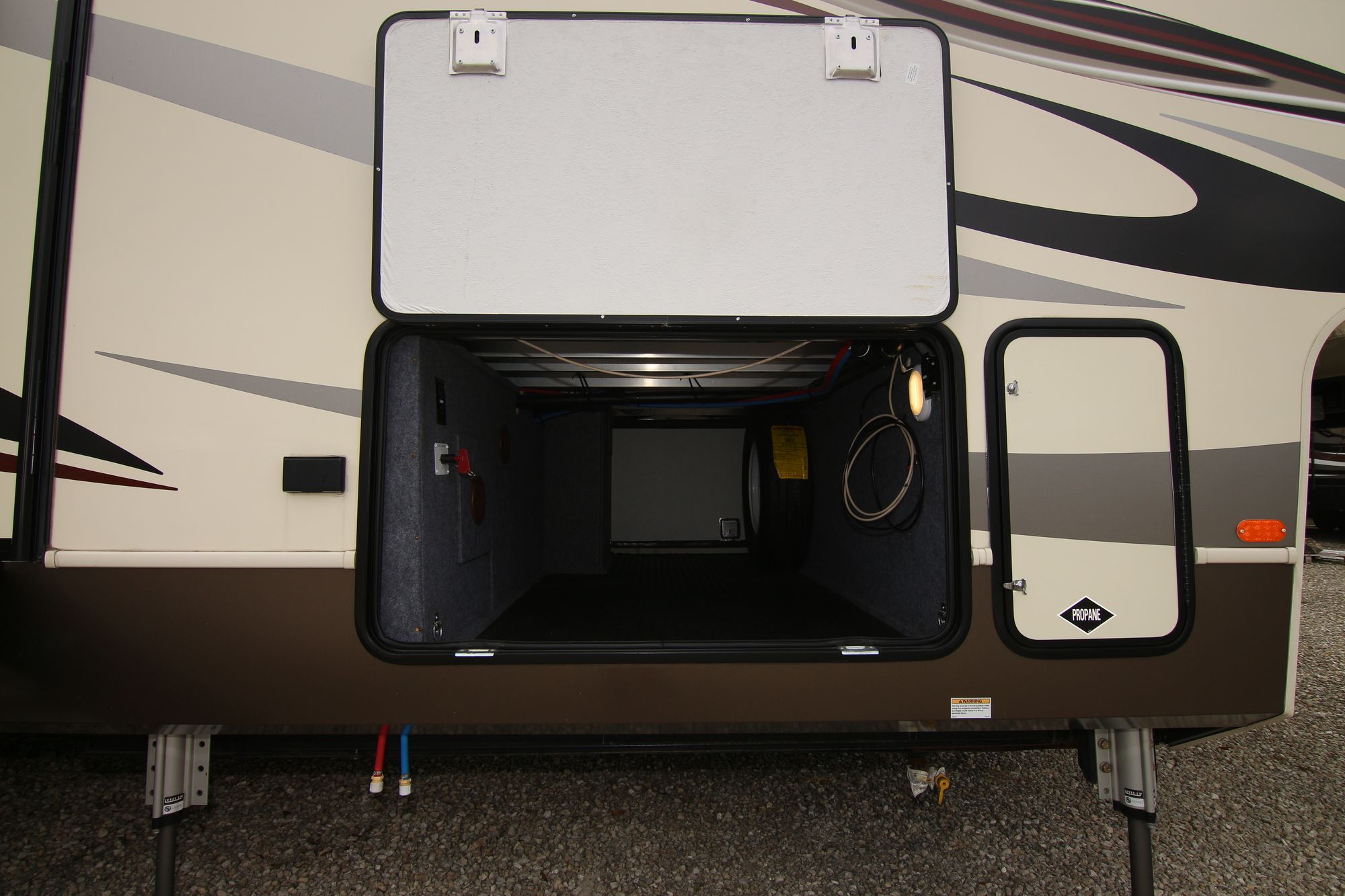 Used 2018 Forest River Cardinal 3350RL Fifth Wheel  For Sale