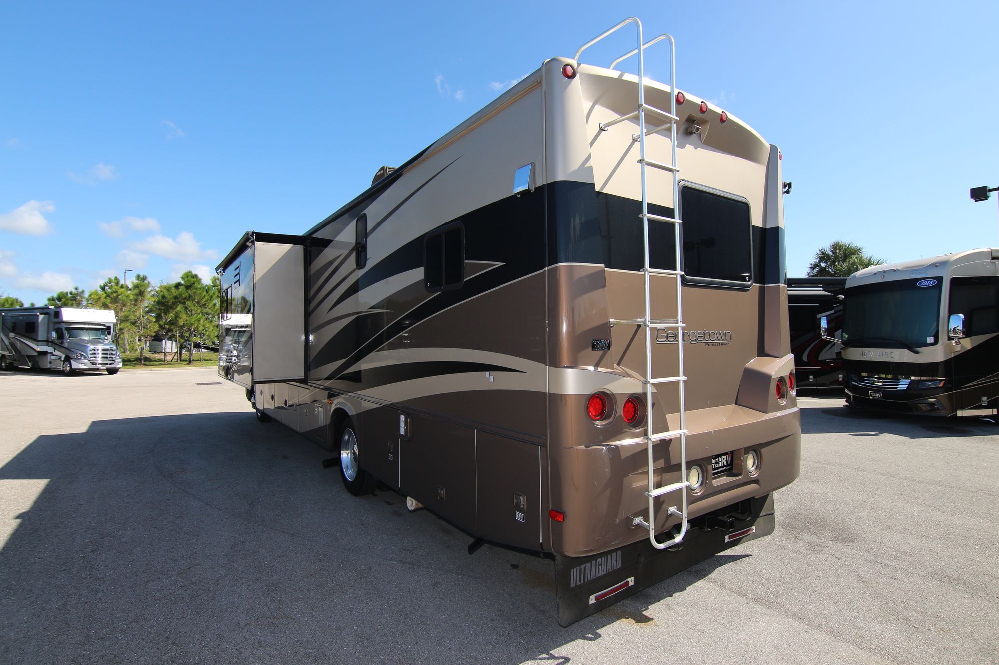 Used 2010 Forest River Georgetown 373 Class A  For Sale