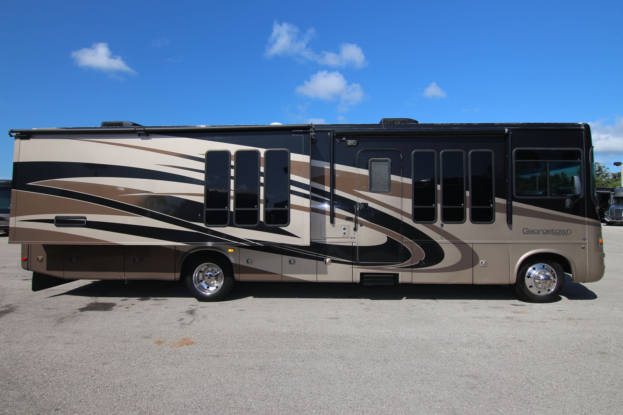 Used 2010 Forest River Georgetown 373 Class A  For Sale