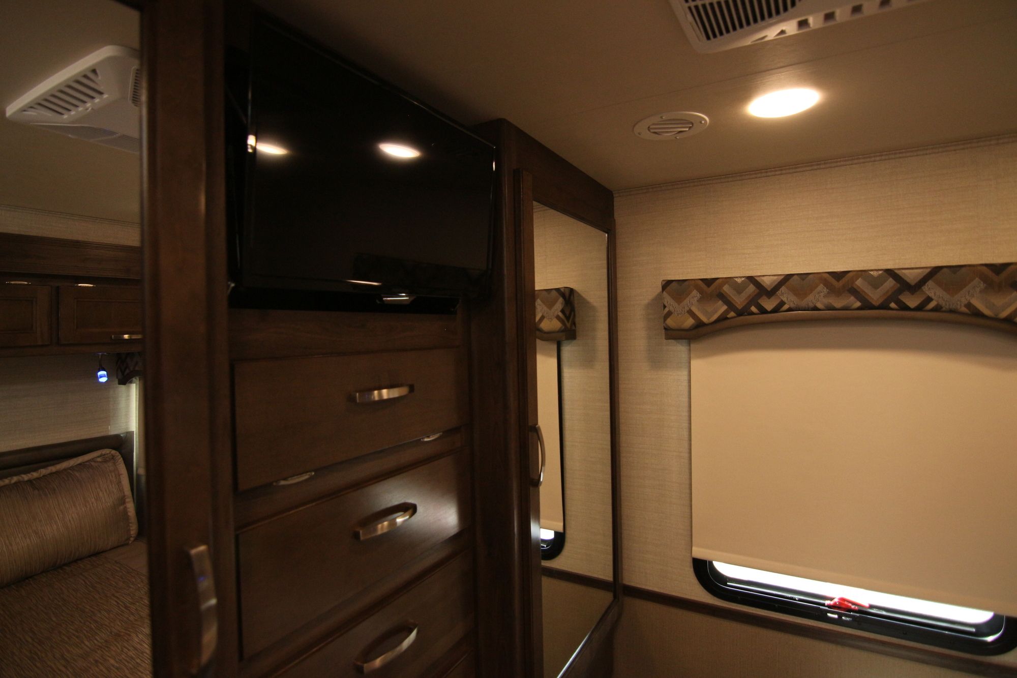 New 2020 Jayco Alante 31V Class A  For Sale