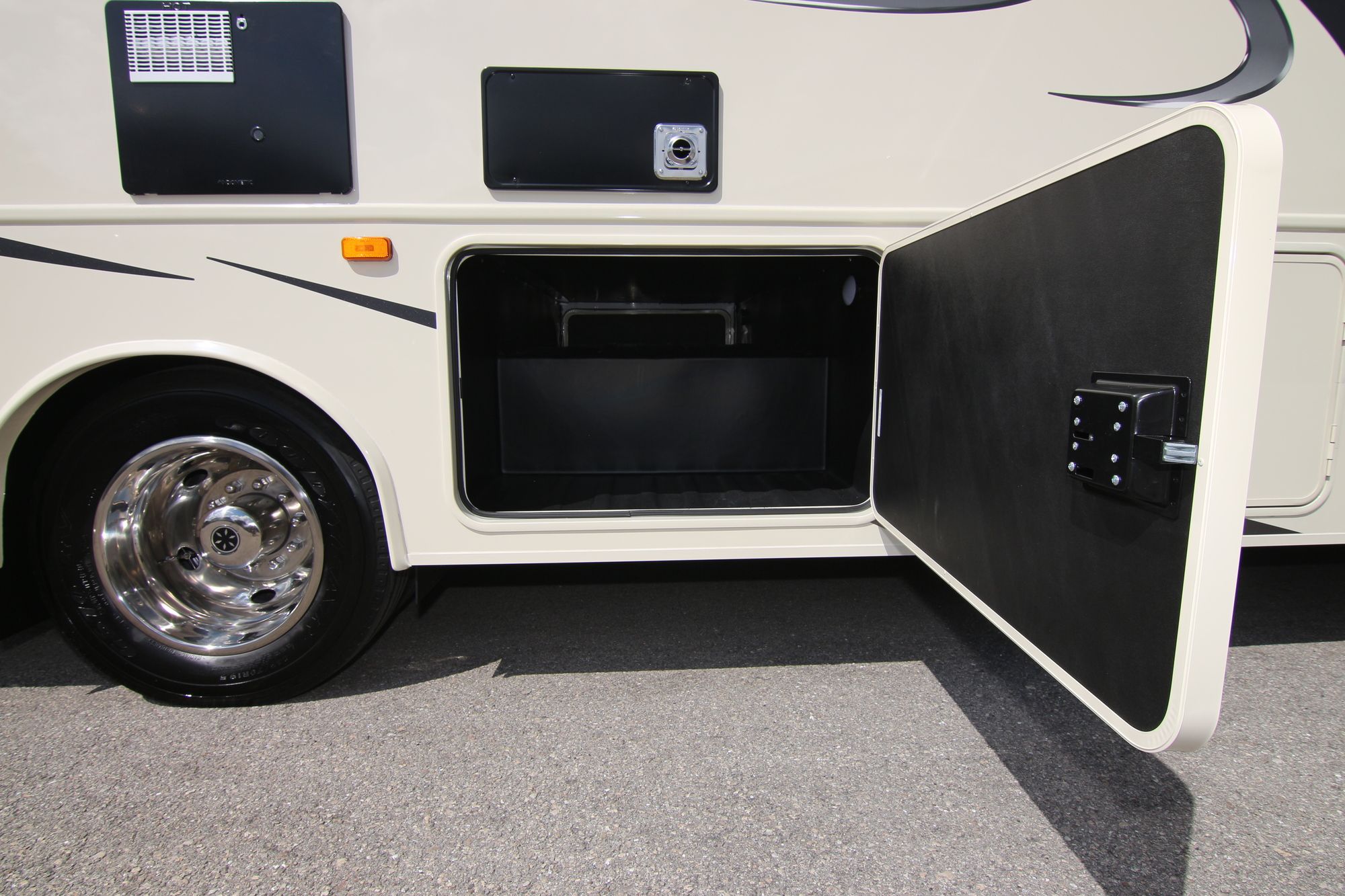 New 2020 Jayco Alante 31V Class A  For Sale