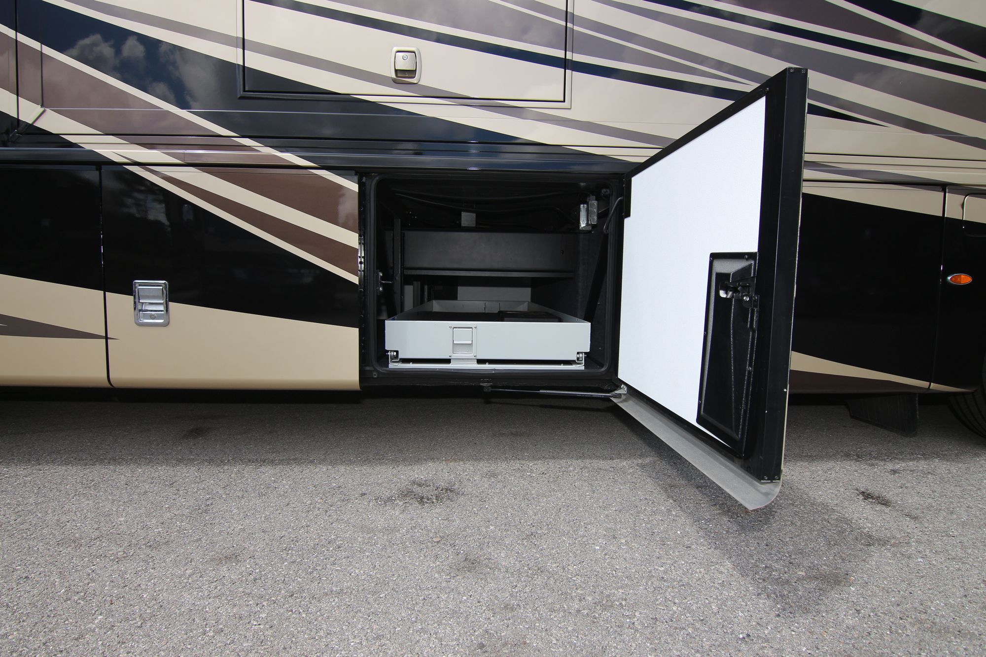 Used 2018 Newmar Ventana 4369 Class A  For Sale