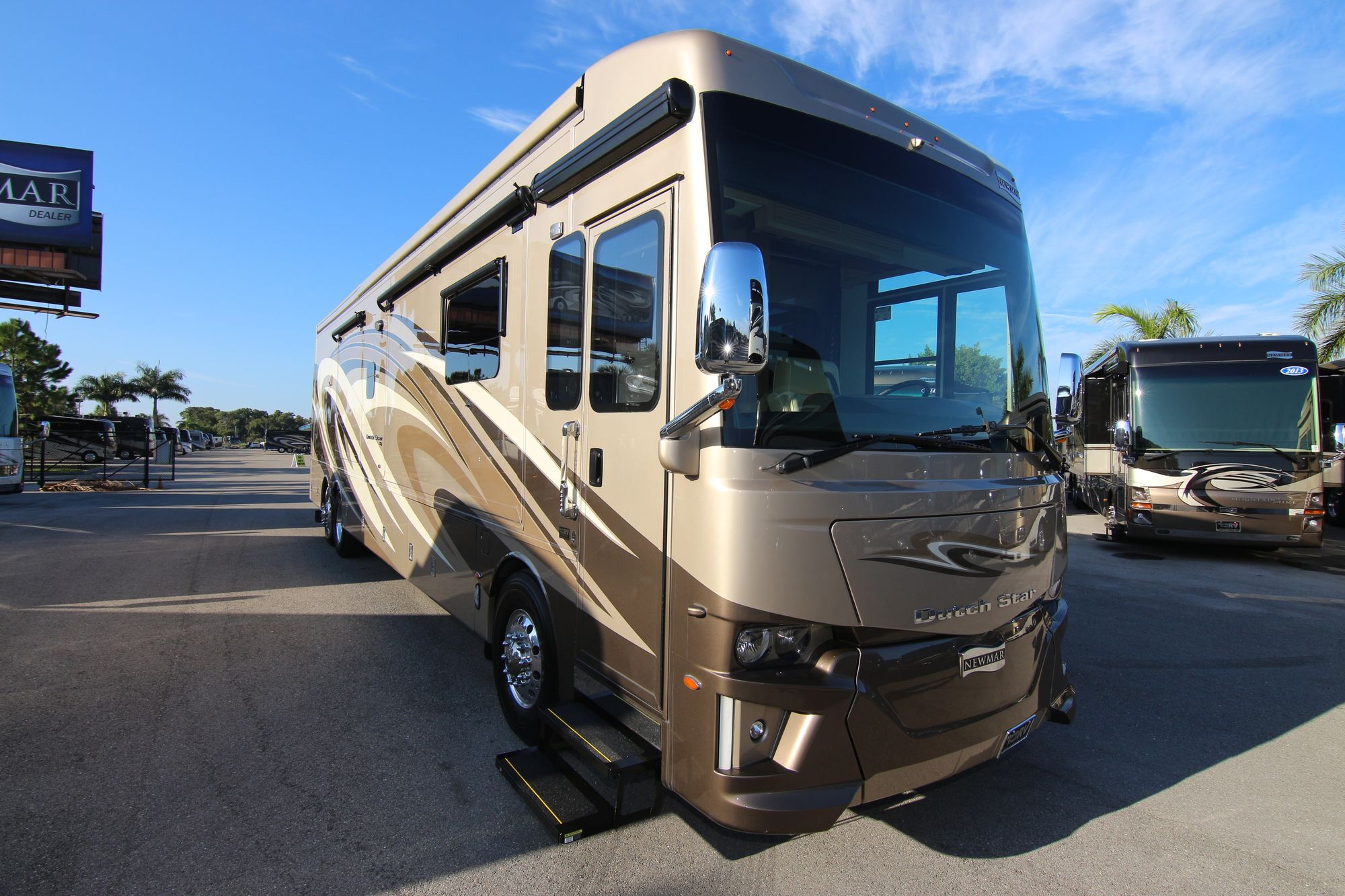 Used 2019 Newmar Dutch Star 4369 Class A  For Sale