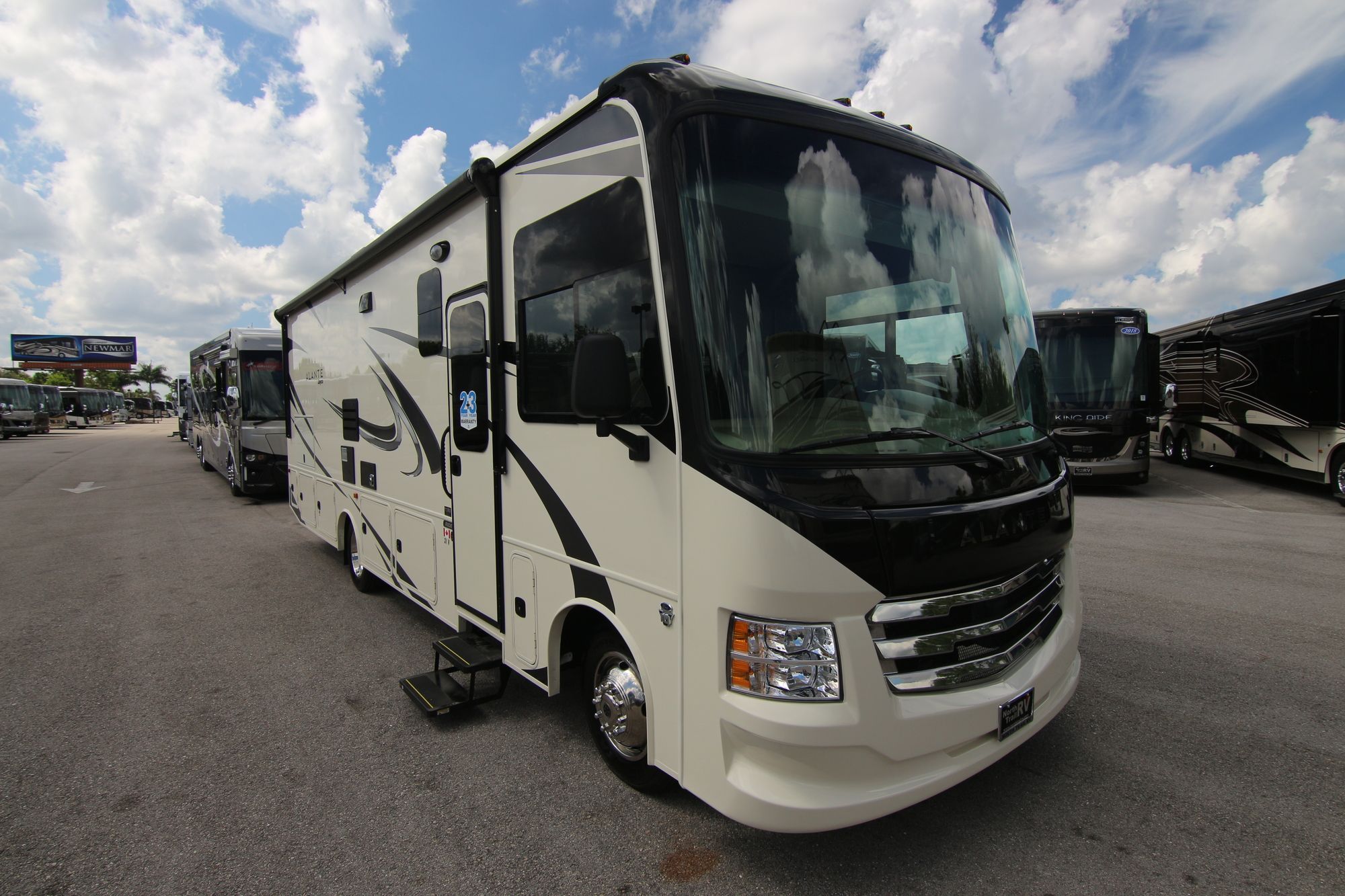 New 2020 Jayco Alante 31V Class A  For Sale